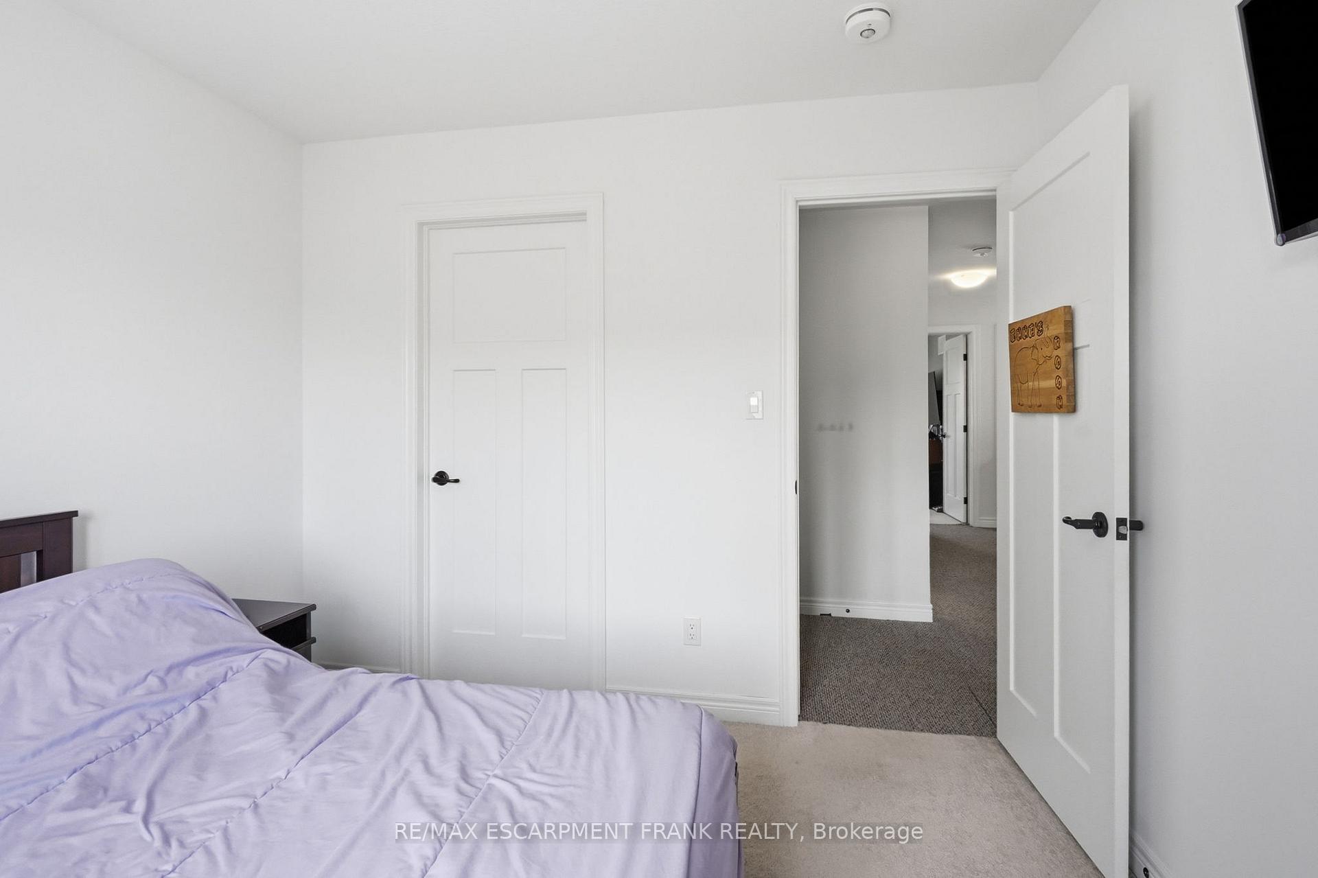 Photo 37 of 23 Severino Circle, West Lincoln, Smithville — HOMEH