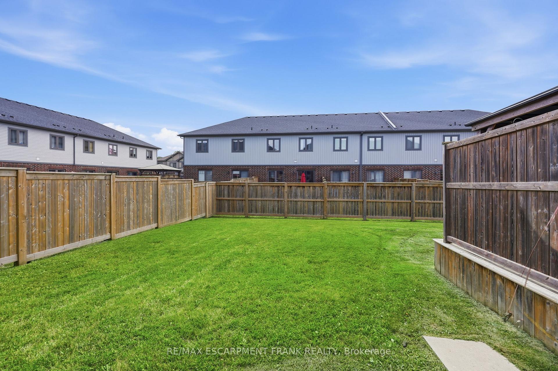 Photo 46 of 23 Severino Circle, West Lincoln, Smithville — HOMEH