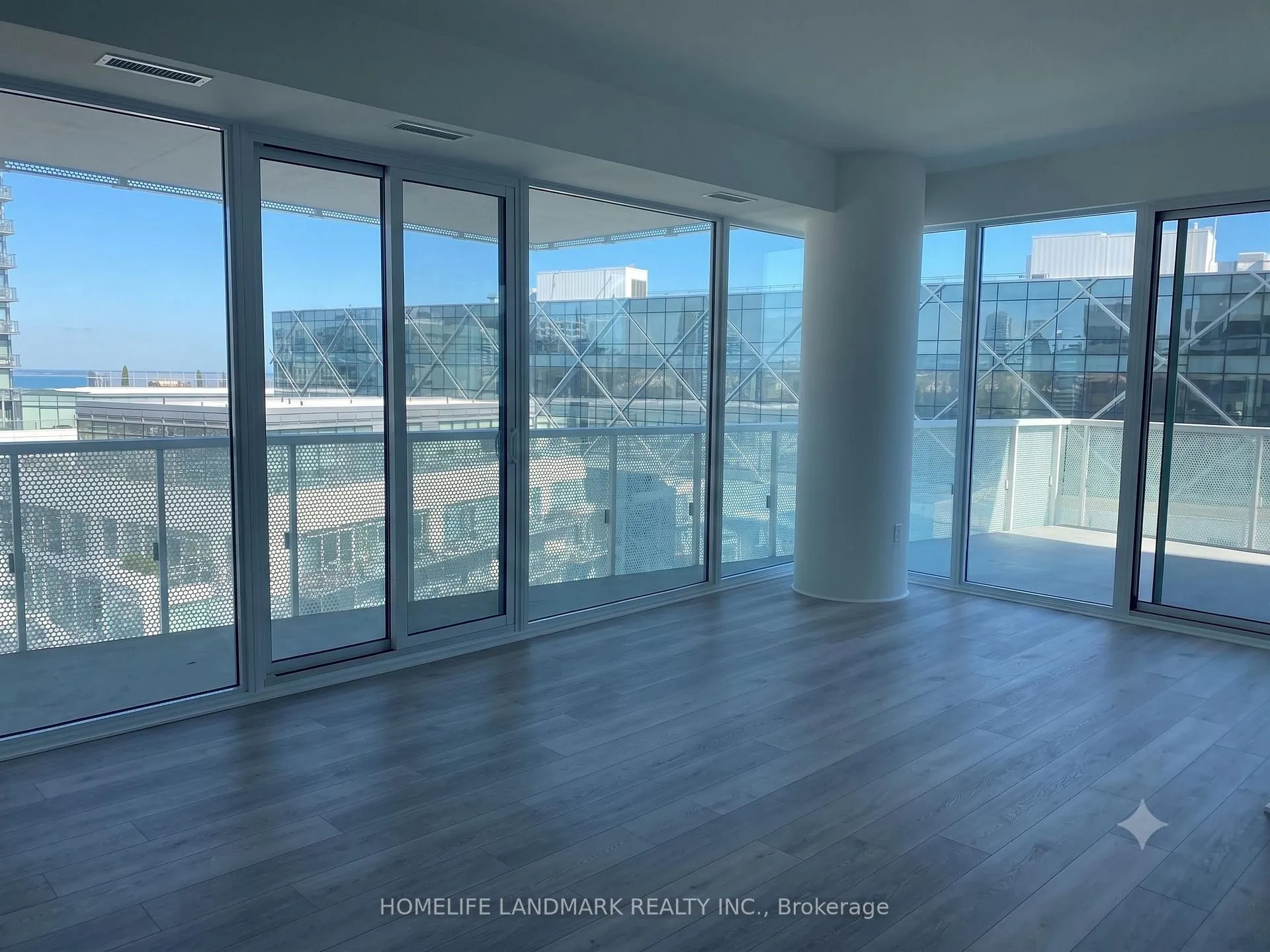 Photo 4 of Unit 1502, 15 Queens Quay E, Toronto, Waterfront Communities — HOMEH