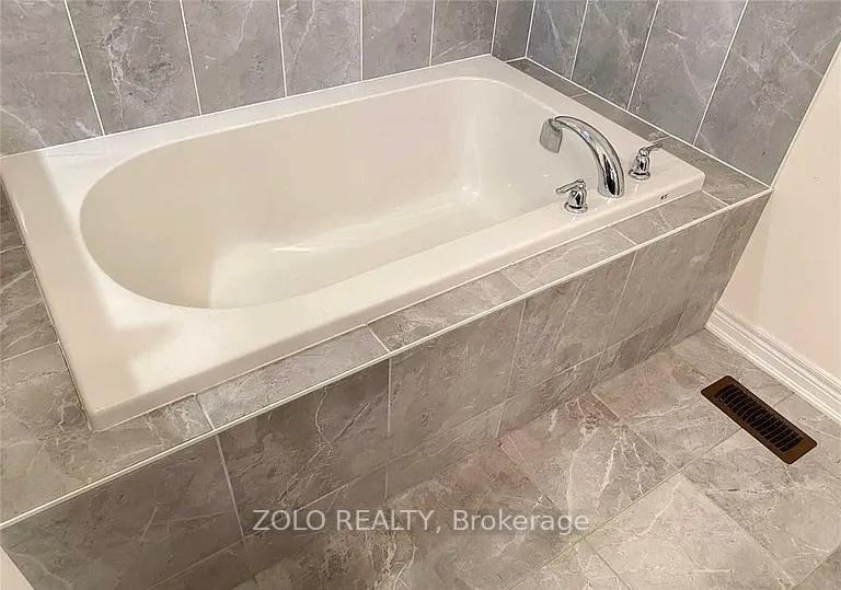 Photo 8 of 65 Sparkle Drive, Thorold, Rolling Meadows — HOMEH