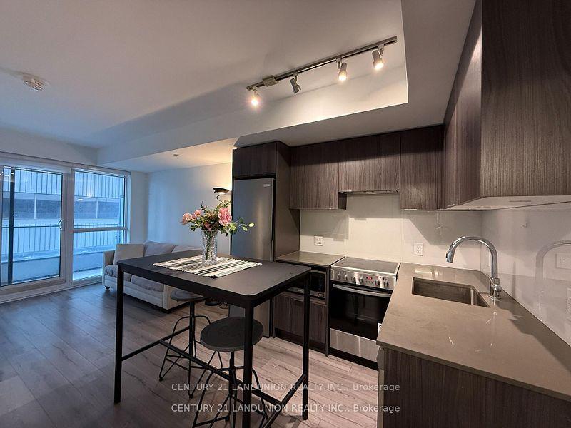 Photo 4 of Unit 1603, 395 Bloor Street E, Toronto, North St. James Town — HOMEH