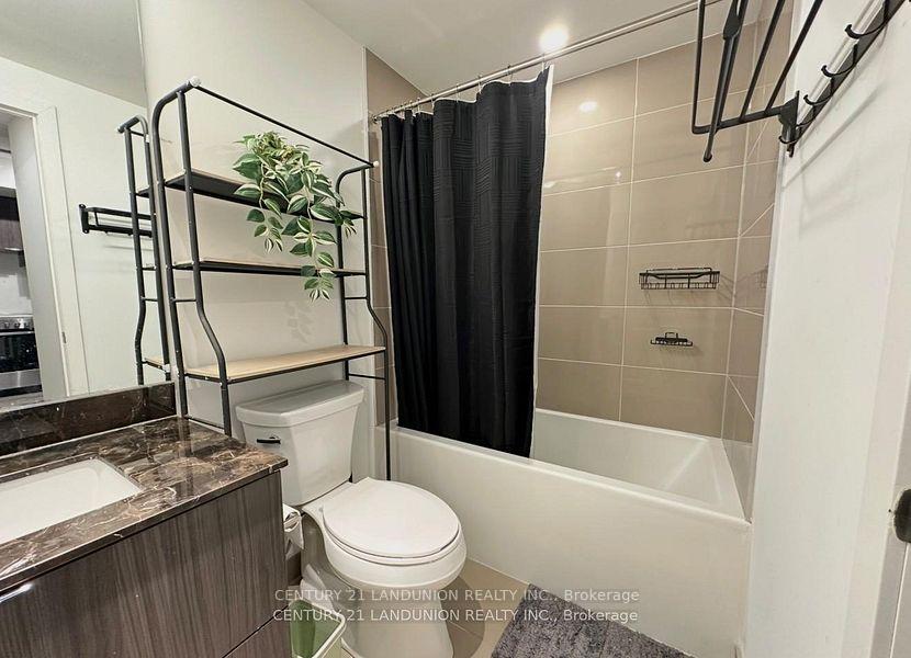 Photo 12 of Unit 1603, 395 Bloor Street E, Toronto, North St. James Town — HOMEH
