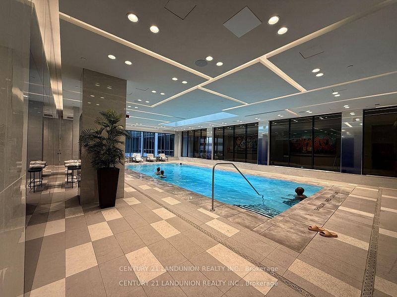 Photo 17 of Unit 1603, 395 Bloor Street E, Toronto, North St. James Town — HOMEH