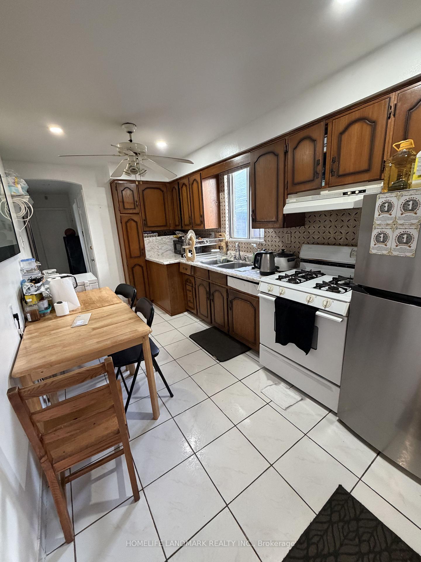 Photo 4 of 131 Cameron Avenue, Toronto, Keelesdale-Eglinton West — HOMEH