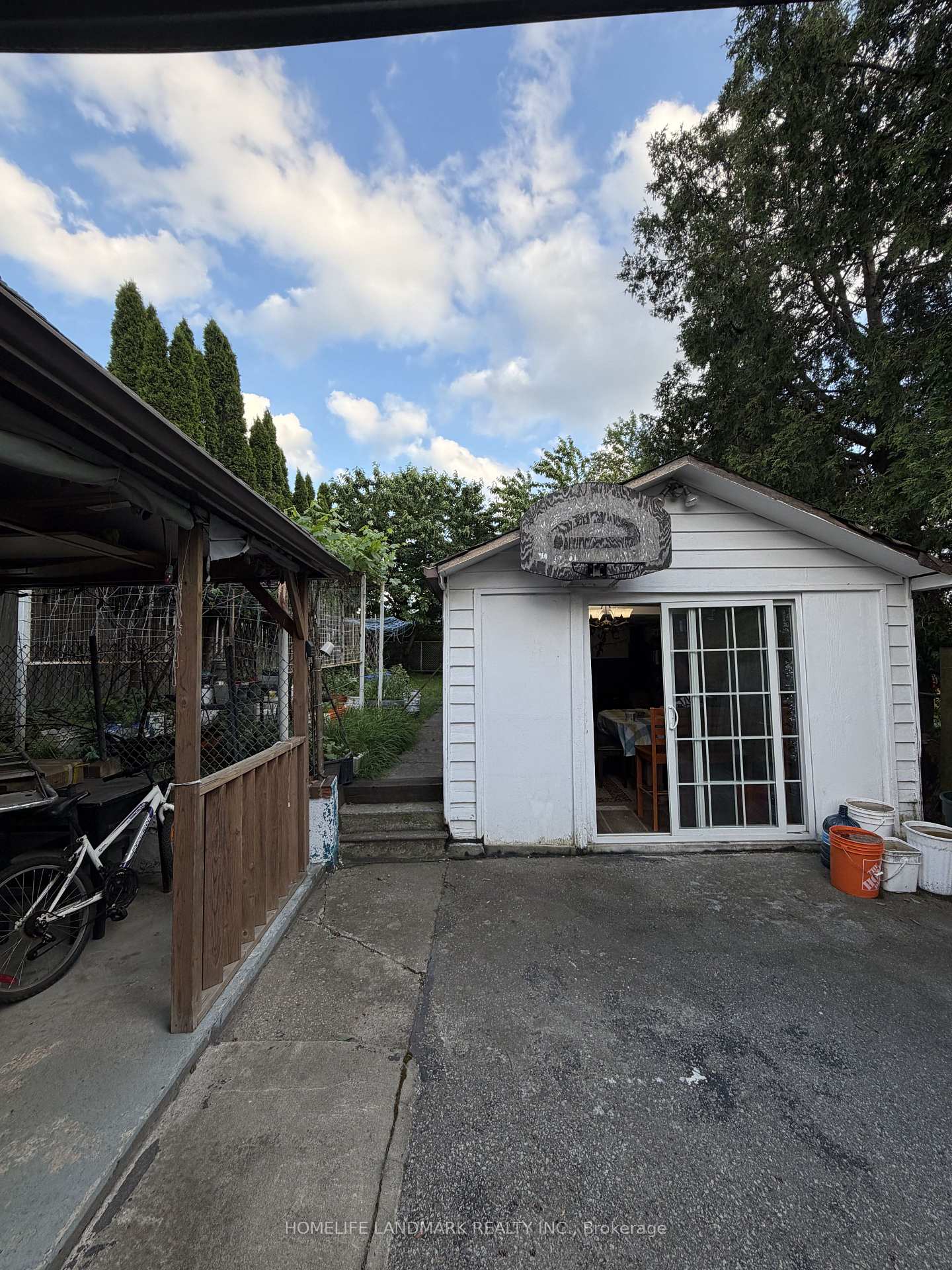 Photo 9 of 131 Cameron Avenue, Toronto, Keelesdale-Eglinton West — HOMEH