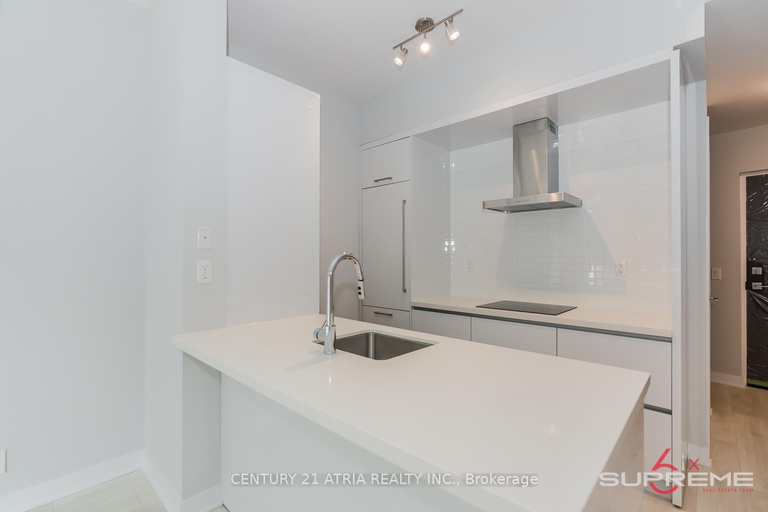 Photo 5 of Unit 611, 2221 Yonge Street, Toronto, Mount Pleasant West — HOMEH