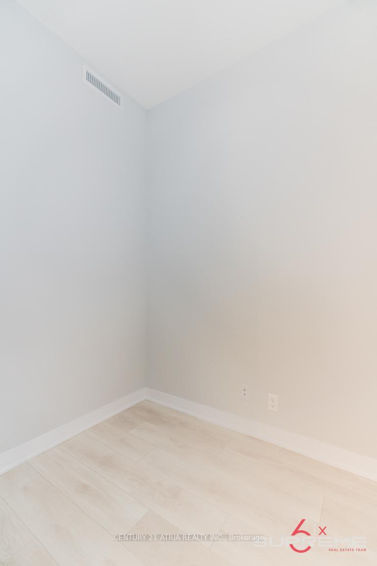 Photo 10 of Unit 611, 2221 Yonge Street, Toronto, Mount Pleasant West — HOMEH