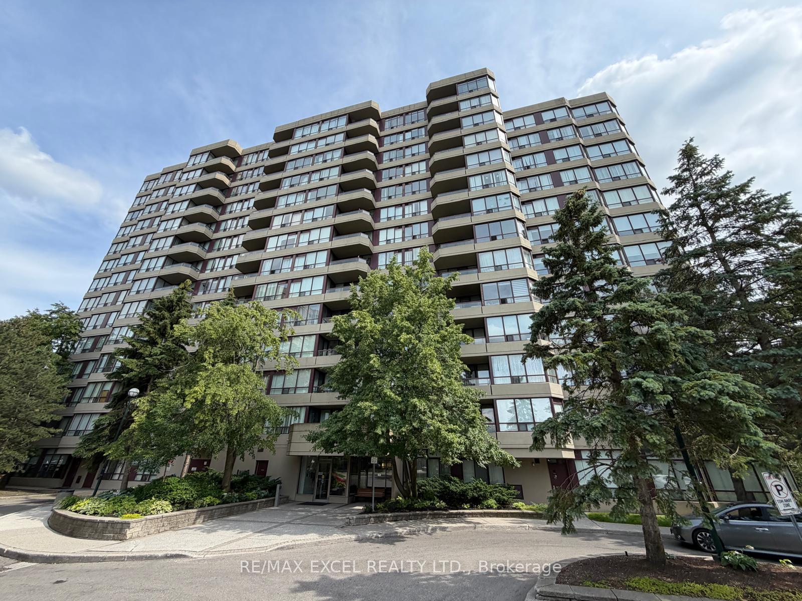 Photo 11 of Unit 507, 91 Townsgate Drive, Vaughan, Crestwood-Springfarm-Yorkhill — HOMEH