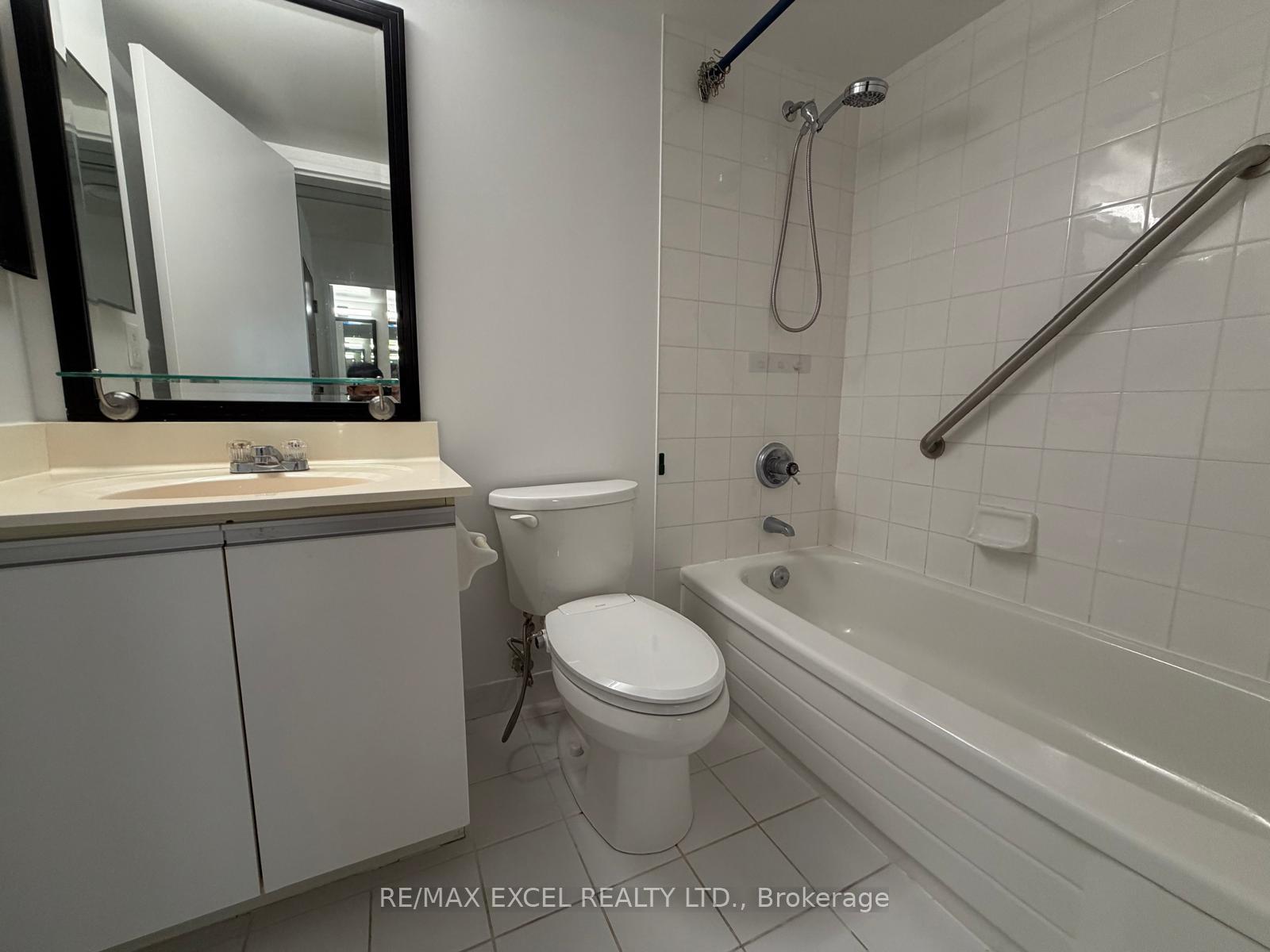 Photo 10 of Unit 507, 91 Townsgate Drive, Vaughan, Crestwood-Springfarm-Yorkhill — HOMEH