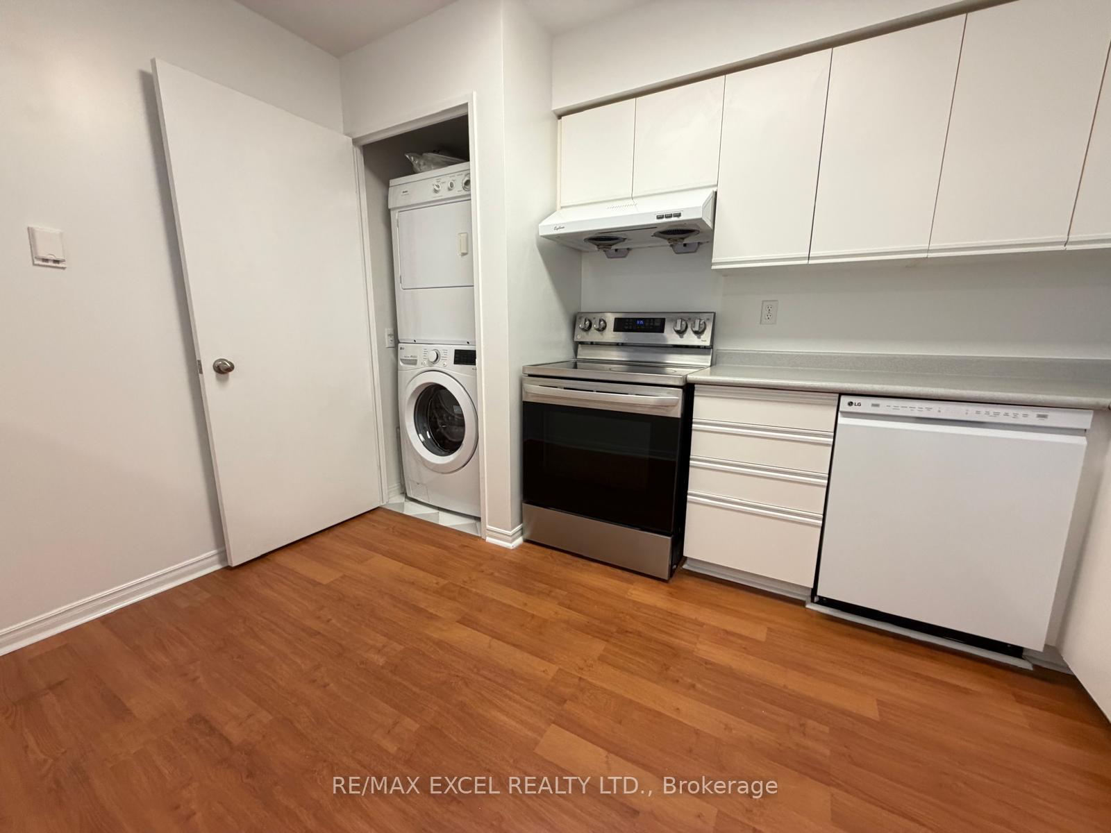 Photo 5 of Unit 507, 91 Townsgate Drive, Vaughan, Crestwood-Springfarm-Yorkhill — HOMEH