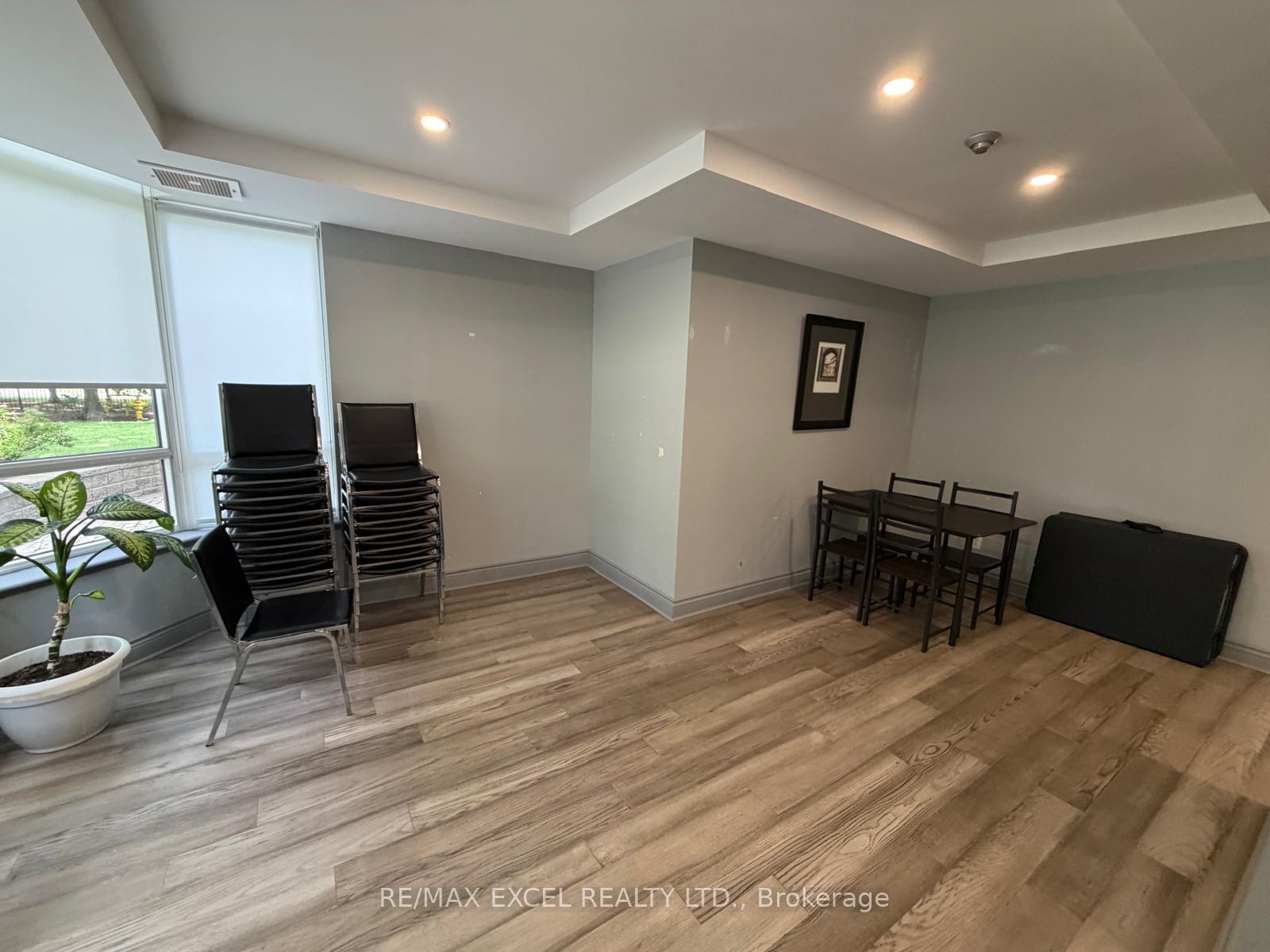 Photo 16 of Unit 507, 91 Townsgate Drive, Vaughan, Crestwood-Springfarm-Yorkhill — HOMEH