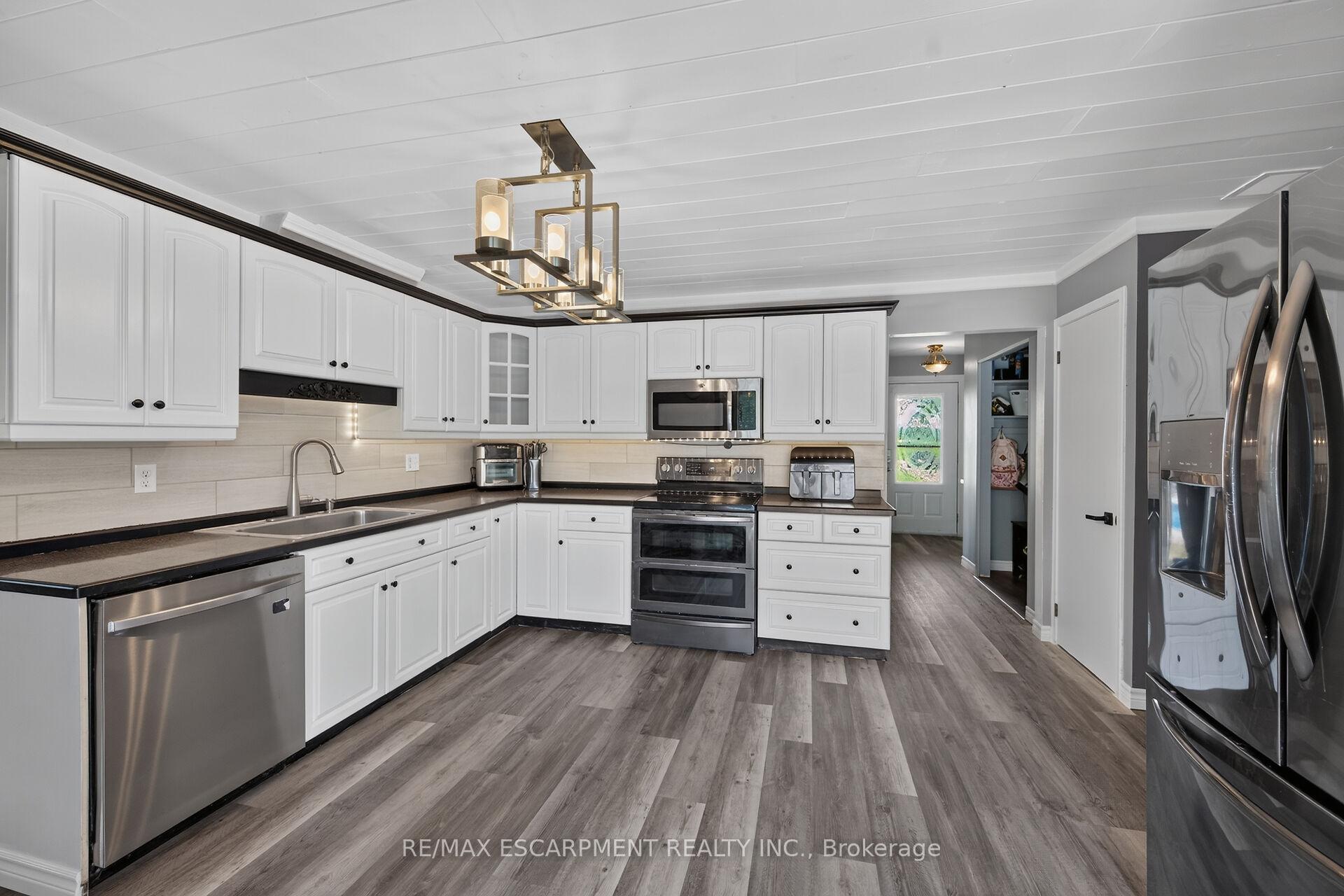 Photo 17 of 1284 Cheapside Road, Haldimand — HOMEH