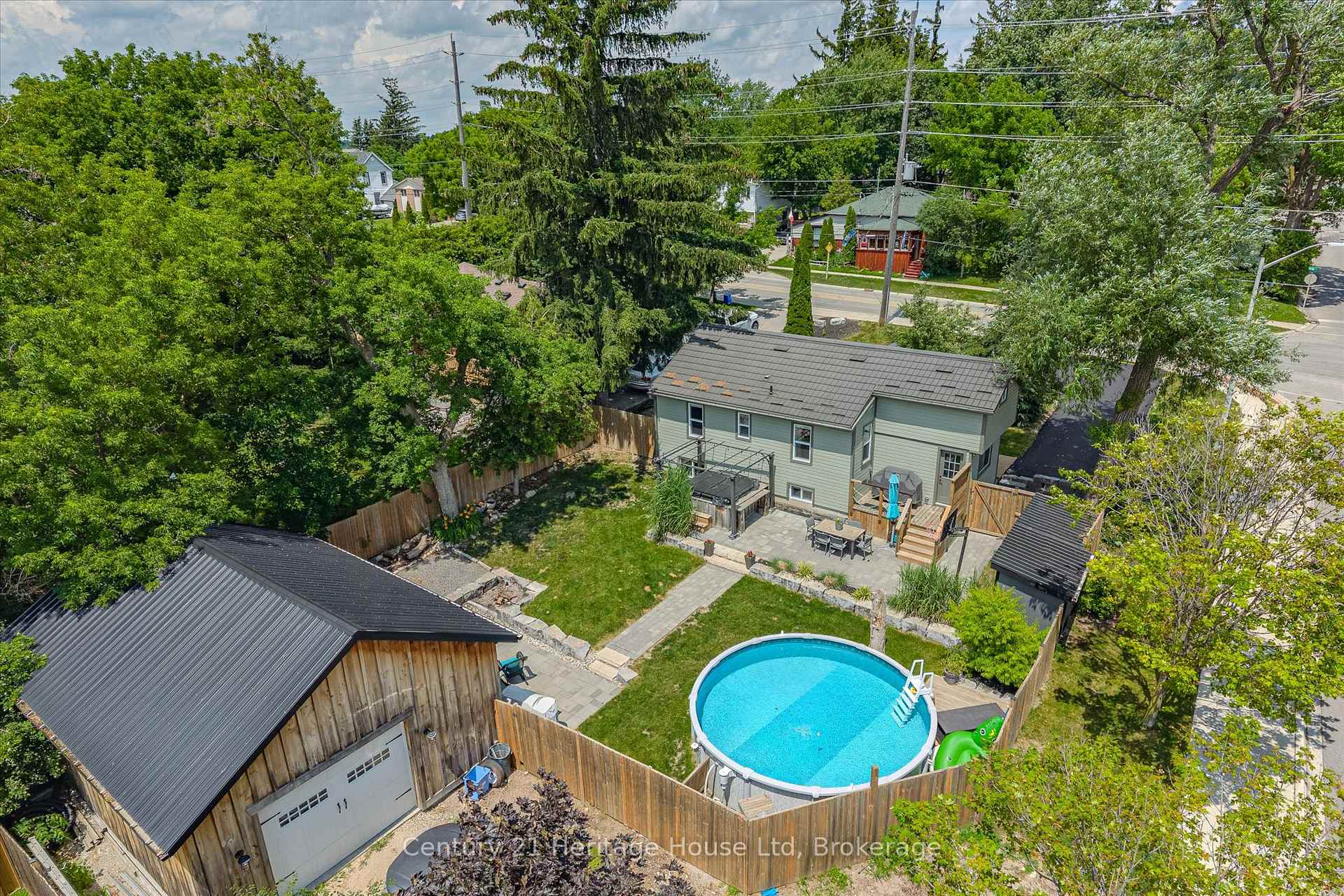 Photo 3 of 273 Main Street N, Guelph/Eramosa, Rockwood — HOMEH