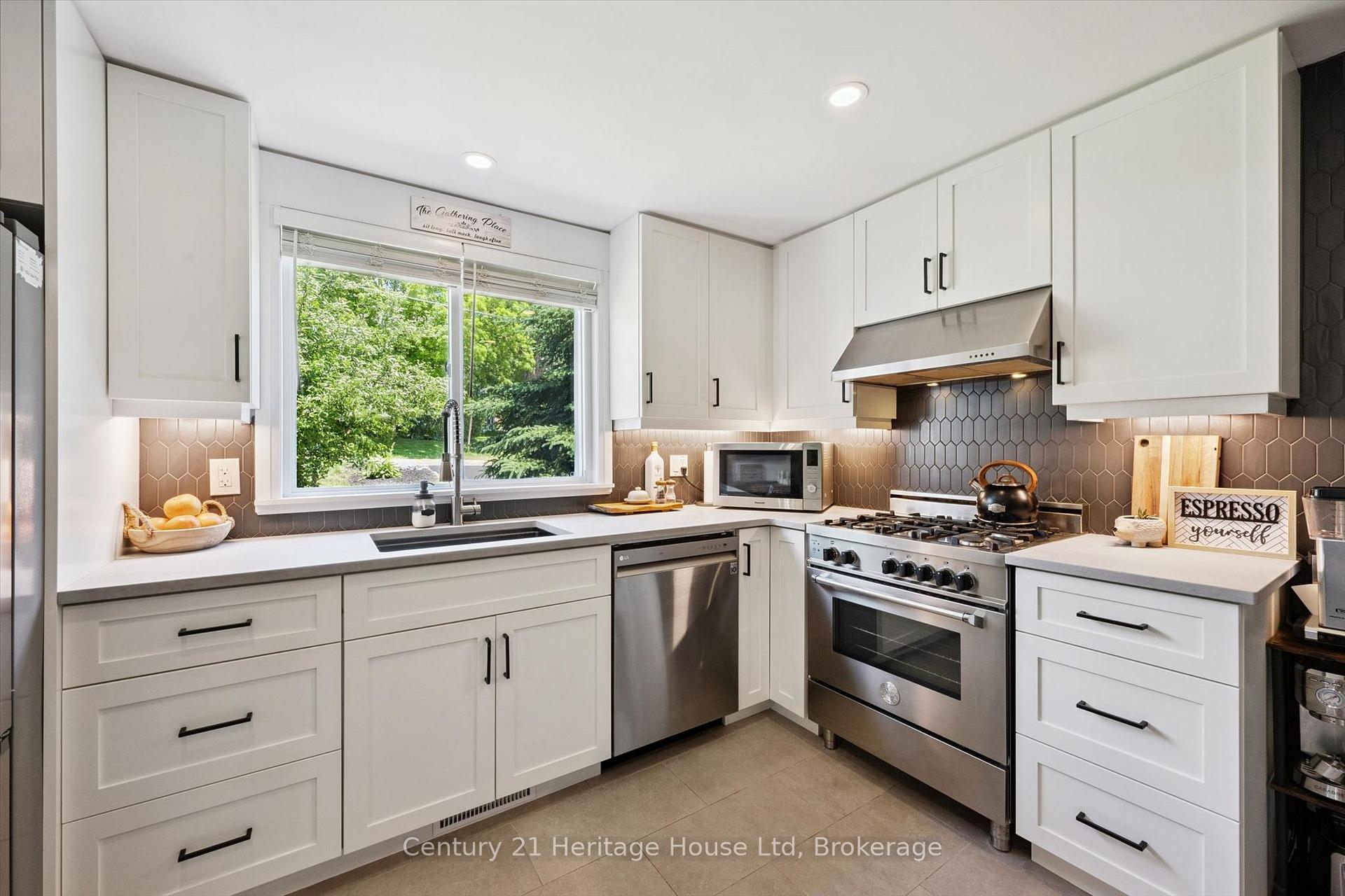 Photo 16 of 273 Main Street N, Guelph/Eramosa, Rockwood — HOMEH