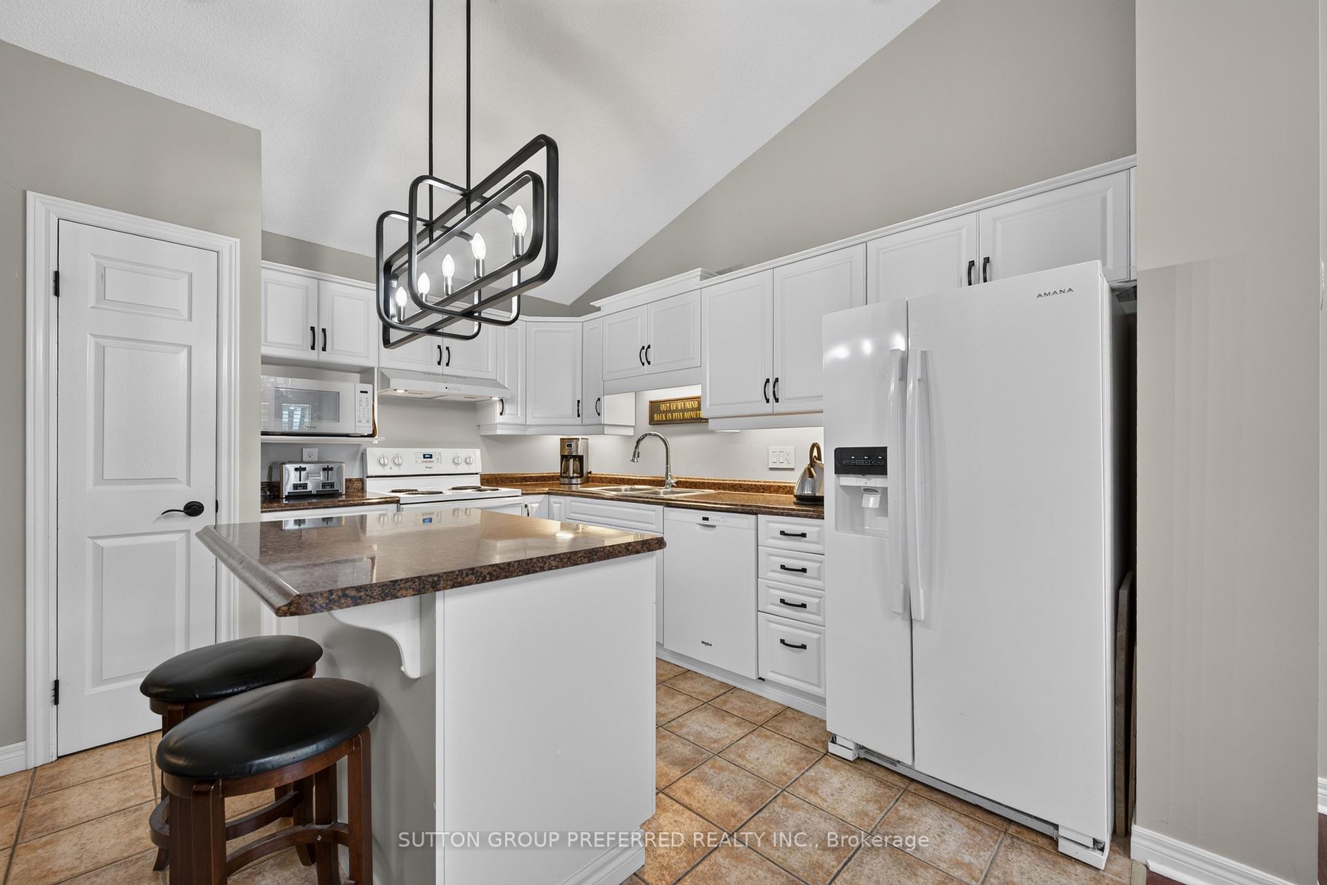 Photo 15 of Unit 6, 20 Windemere Place, St. Thomas — HOMEH