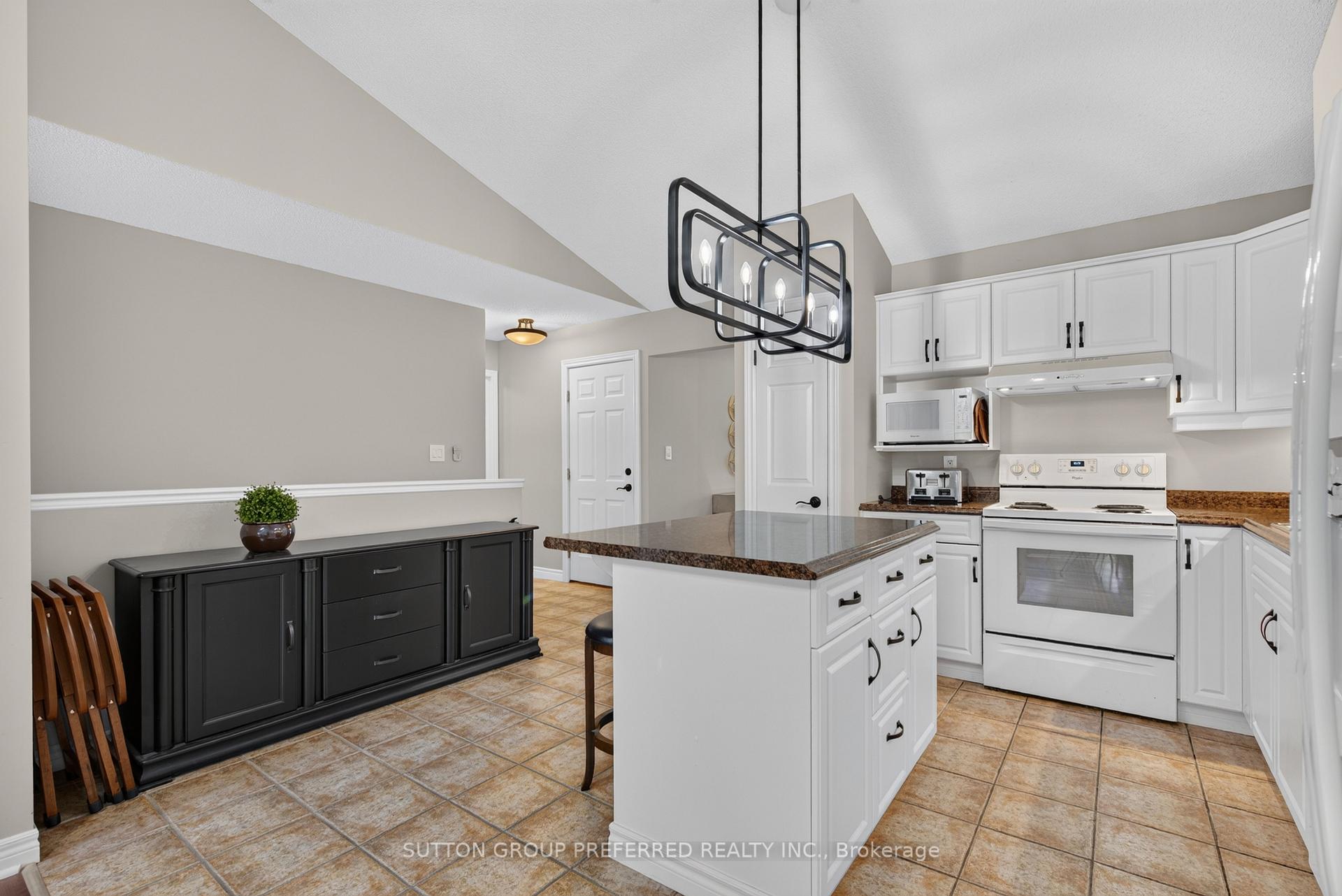 Photo 16 of Unit 6, 20 Windemere Place, St. Thomas — HOMEH