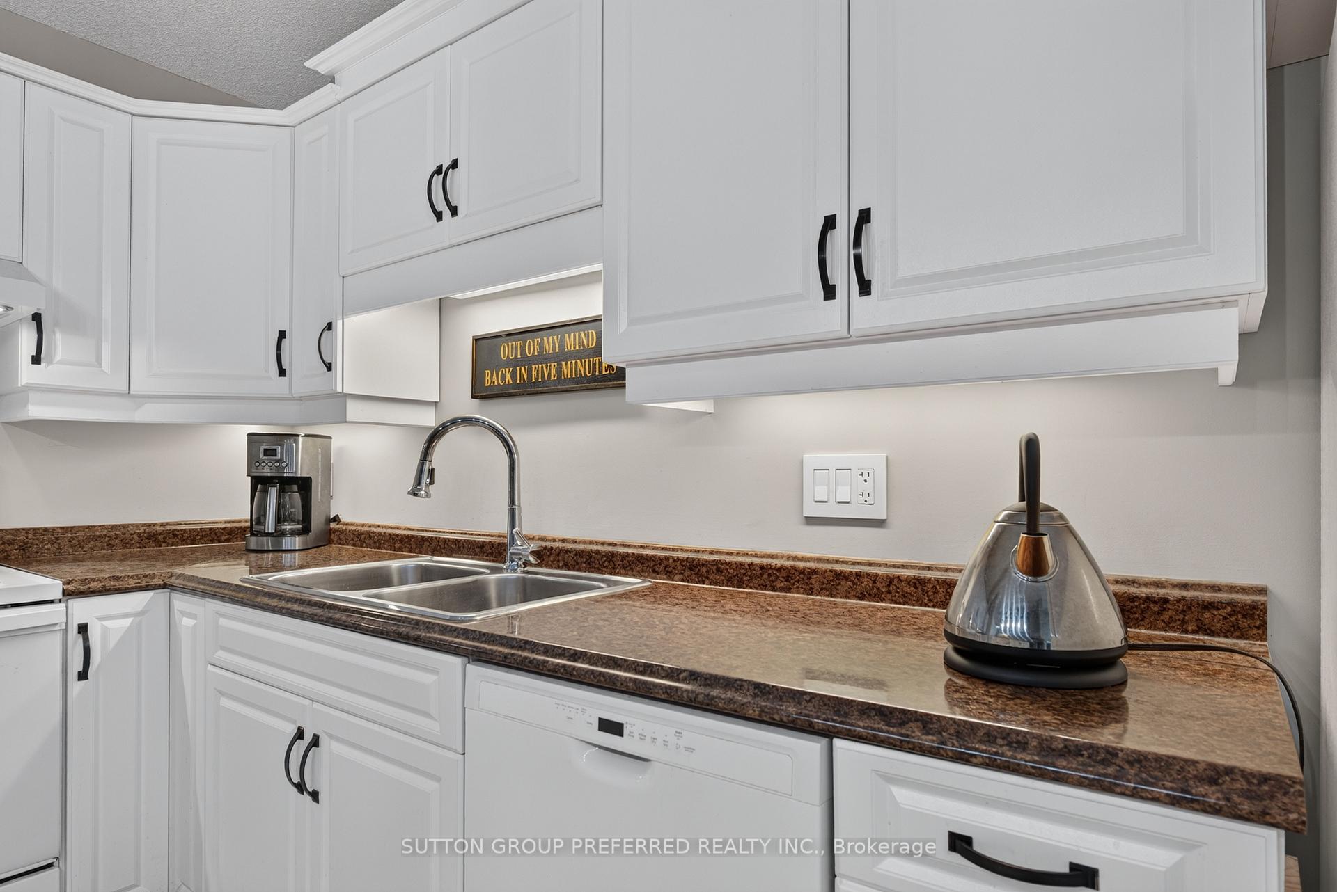 Photo 17 of Unit 6, 20 Windemere Place, St. Thomas — HOMEH