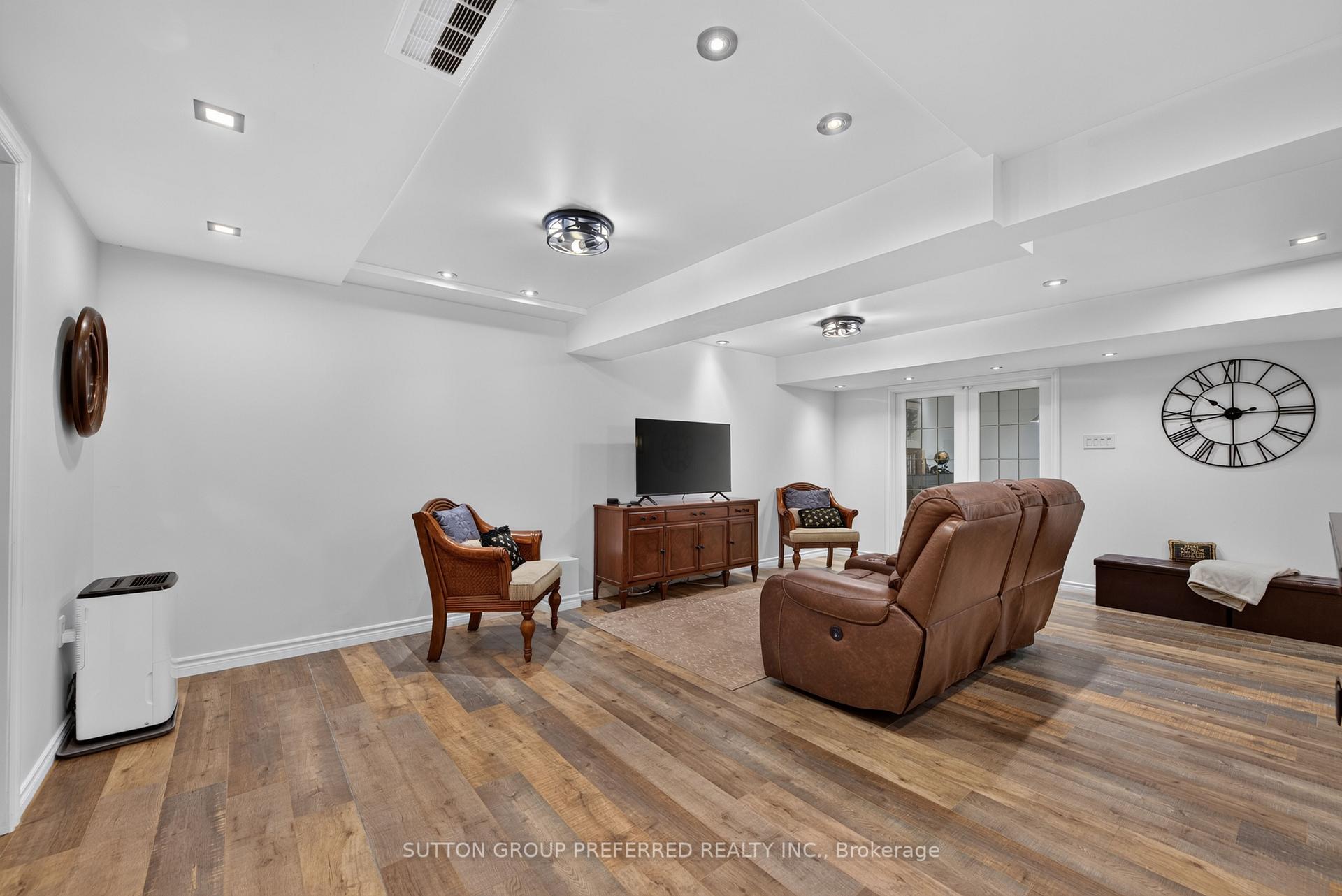 Photo 28 of Unit 6, 20 Windemere Place, St. Thomas — HOMEH