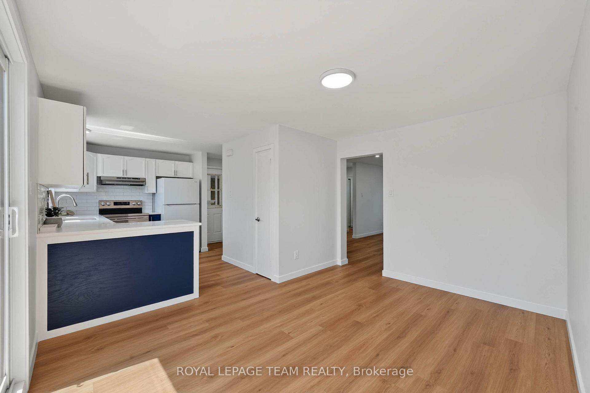 Photo 14 of 64 Mulvagh Avenue, Ottawa, Borden Farm/Stewart Farm/Carleton Heights/Parkwood Hills — HOMEH