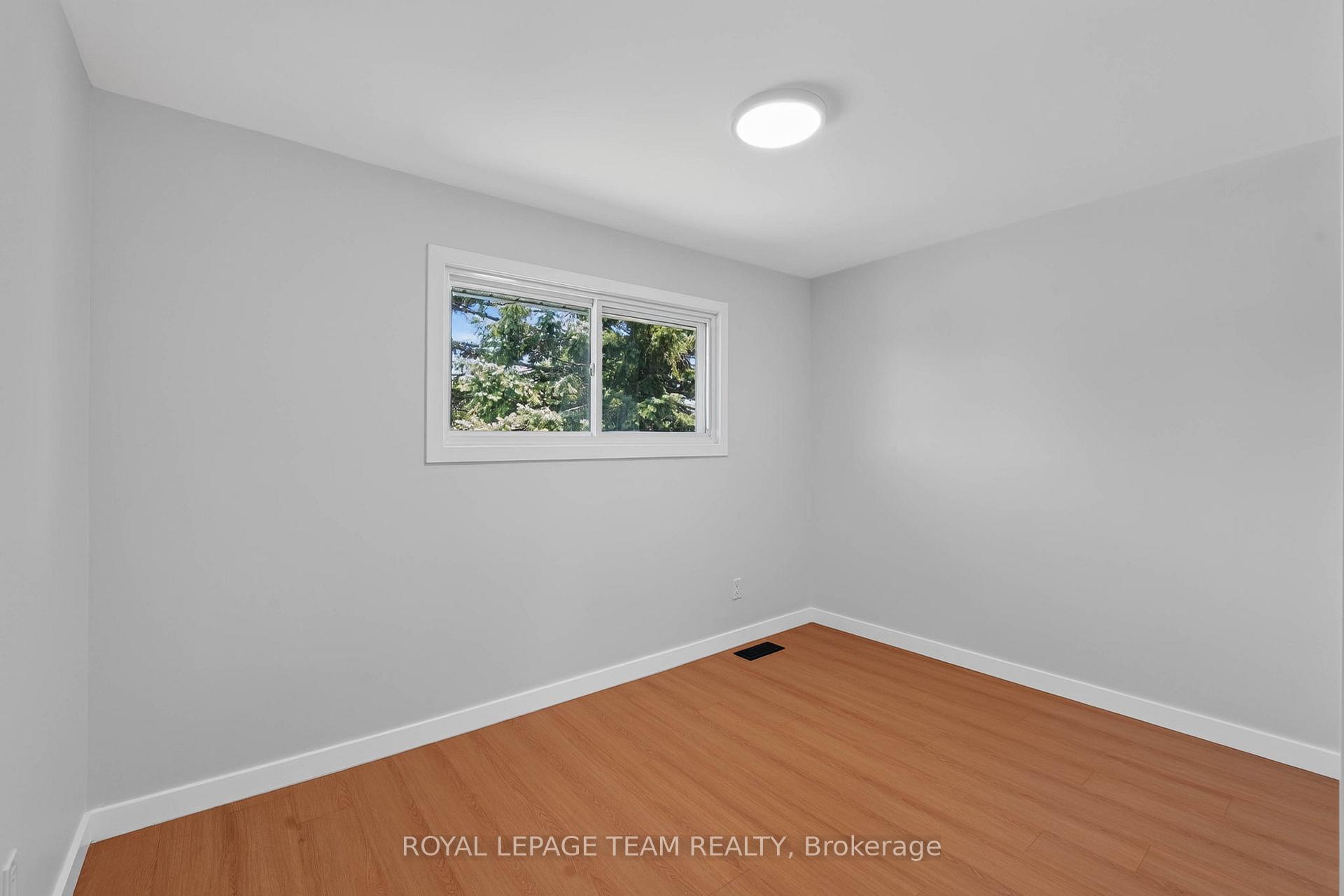 Photo 31 of 64 Mulvagh Avenue, Ottawa, Borden Farm/Stewart Farm/Carleton Heights/Parkwood Hills — HOMEH