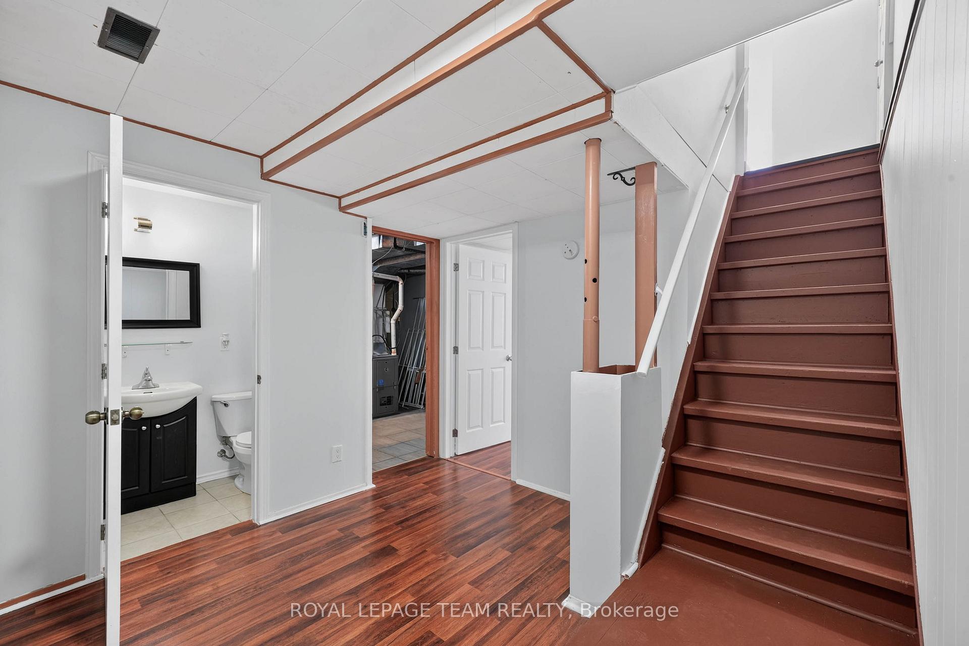 Photo 35 of 64 Mulvagh Avenue, Ottawa, Borden Farm/Stewart Farm/Carleton Heights/Parkwood Hills — HOMEH