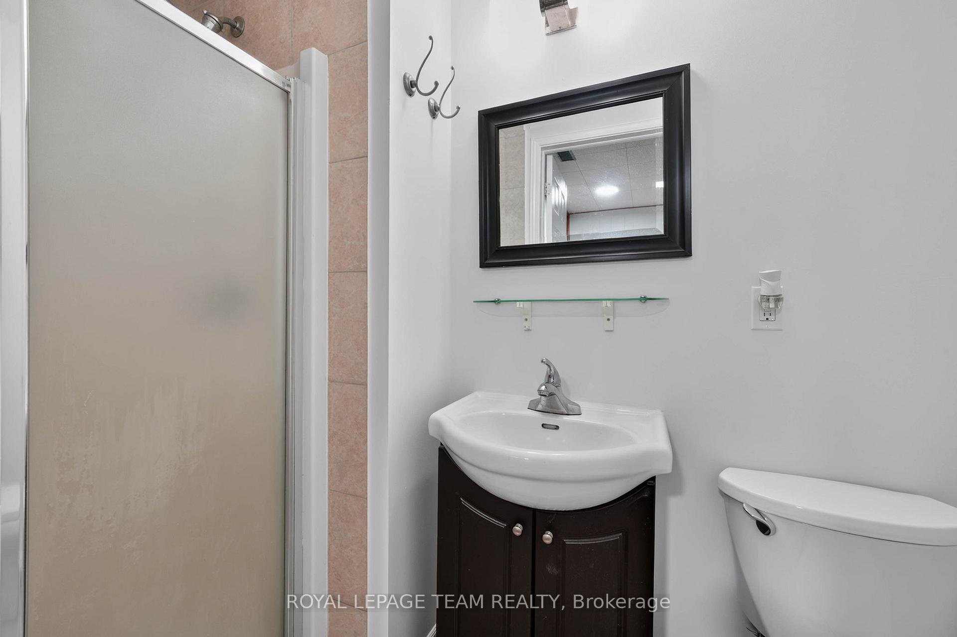 Photo 36 of 64 Mulvagh Avenue, Ottawa, Borden Farm/Stewart Farm/Carleton Heights/Parkwood Hills — HOMEH