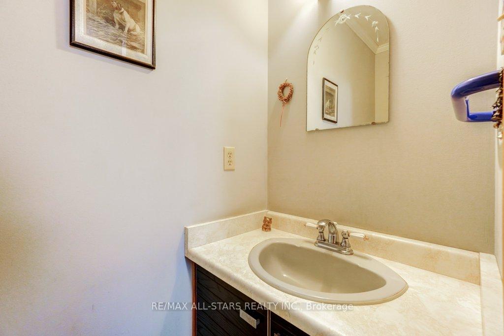 Photo 19 of 9388 Ravenshoe Road, Georgina, Baldwin — HOMEH