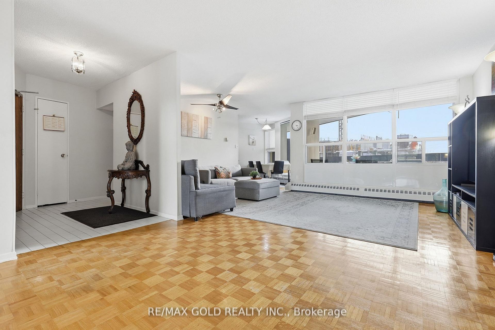 Photo 15 of Unit 401, 335 Mill Road, Etobicoke, Eringate-Centennial-West Deane — HOMEH