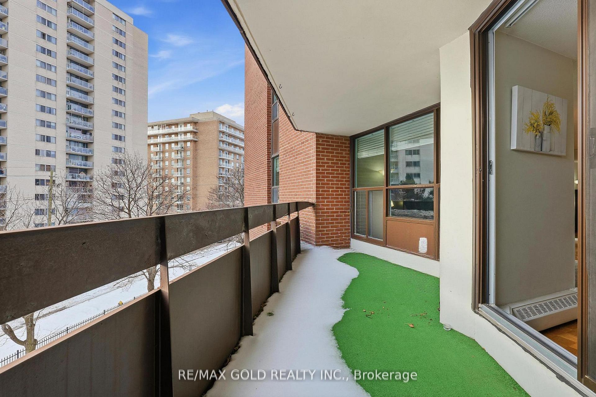 Photo 28 of Unit 401, 335 Mill Road, Etobicoke, Eringate-Centennial-West Deane — HOMEH