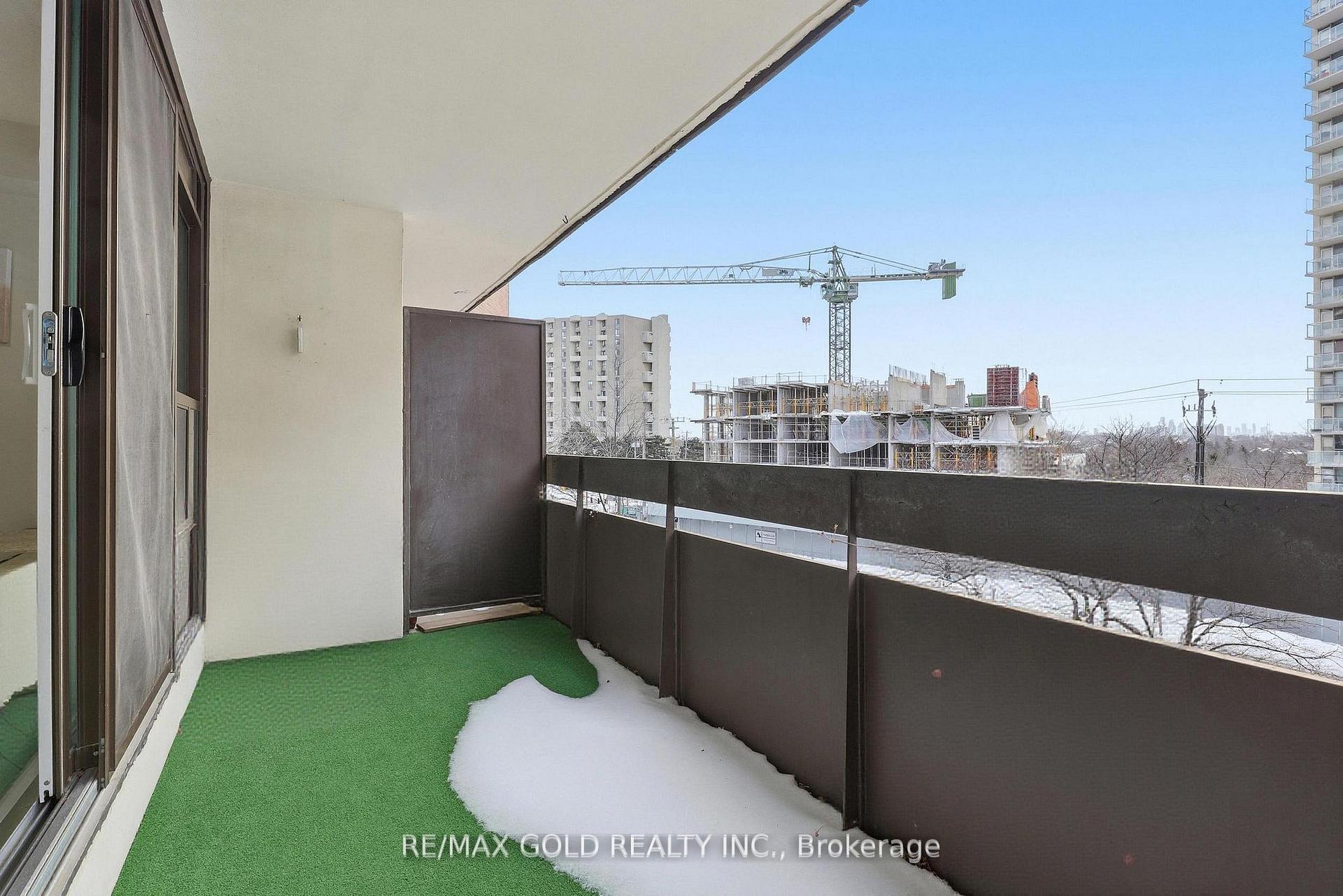 Photo 29 of Unit 401, 335 Mill Road, Etobicoke, Eringate-Centennial-West Deane — HOMEH
