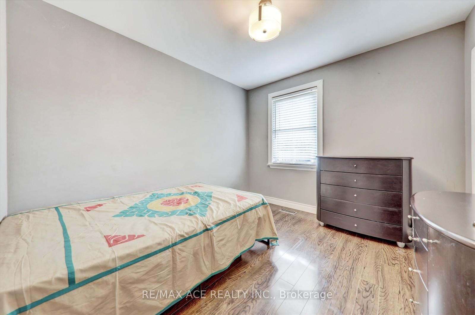 Photo 20 of 10 Blakemanor Boulevard, Scarborough, Woburn — HOMEH