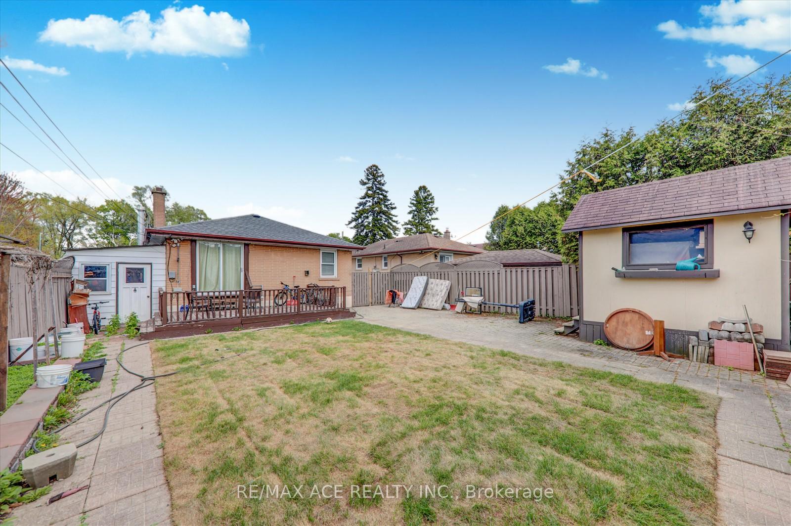 Photo 35 of 10 Blakemanor Boulevard, Scarborough, Woburn — HOMEH
