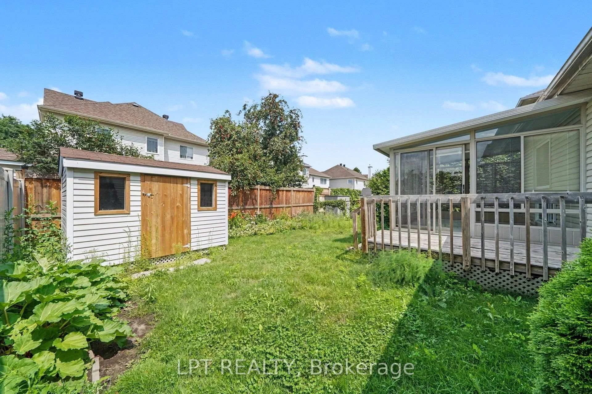 Photo 16 of 84 Newborough Crescent, Ottawa, Barrhaven East — HOMEH