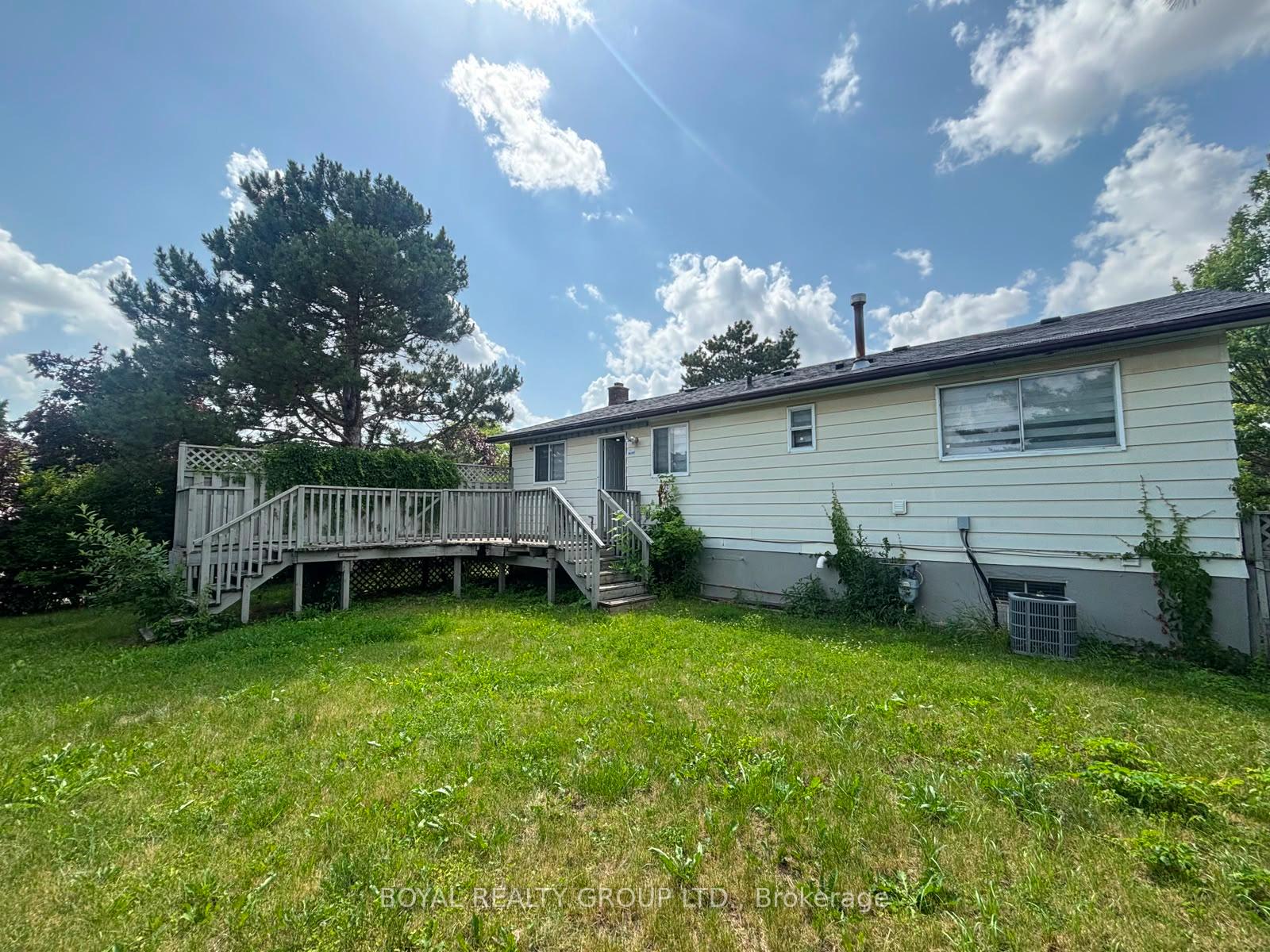 Photo 9 of 65 Abell Drive, Brampton, Madoc — HOMEH