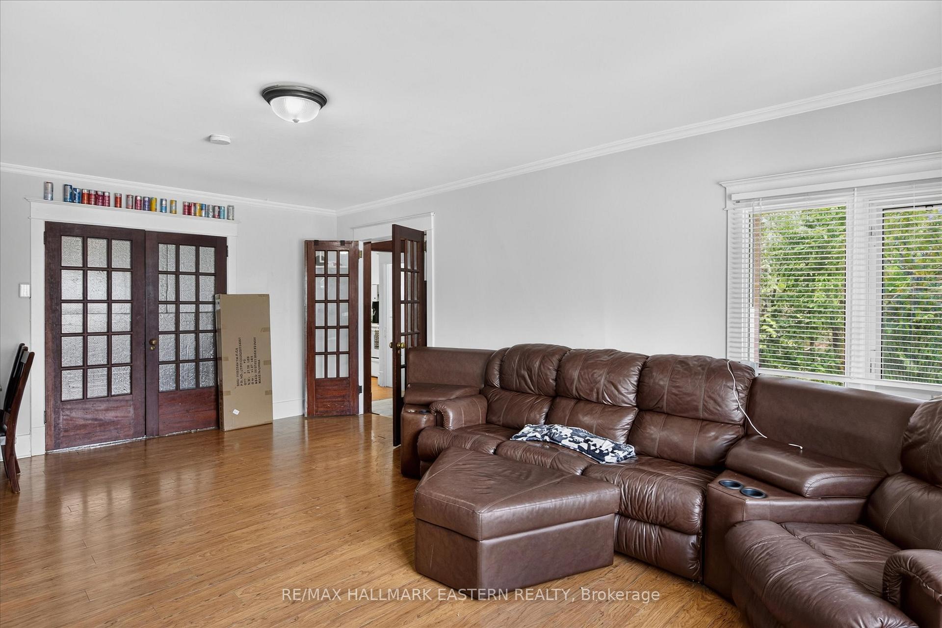 Photo 6 of 226 Mcdonnel Street, Peterborough, Town Ward 3 — HOMEH