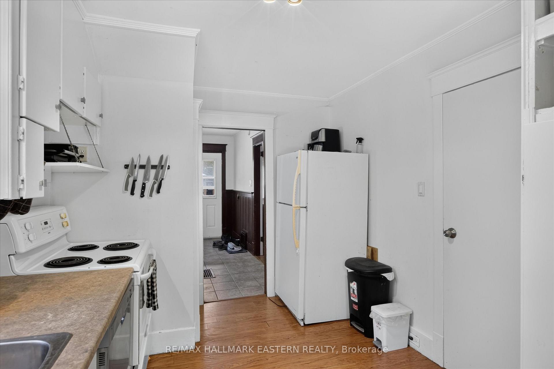 Photo 12 of 226 Mcdonnel Street, Peterborough, Town Ward 3 — HOMEH