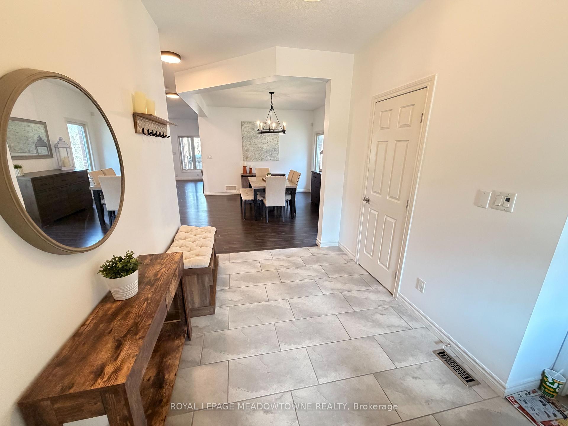 Photo 3 of 30 Jacklin Court, Central Elgin, Rural Central Elgin — HOMEH