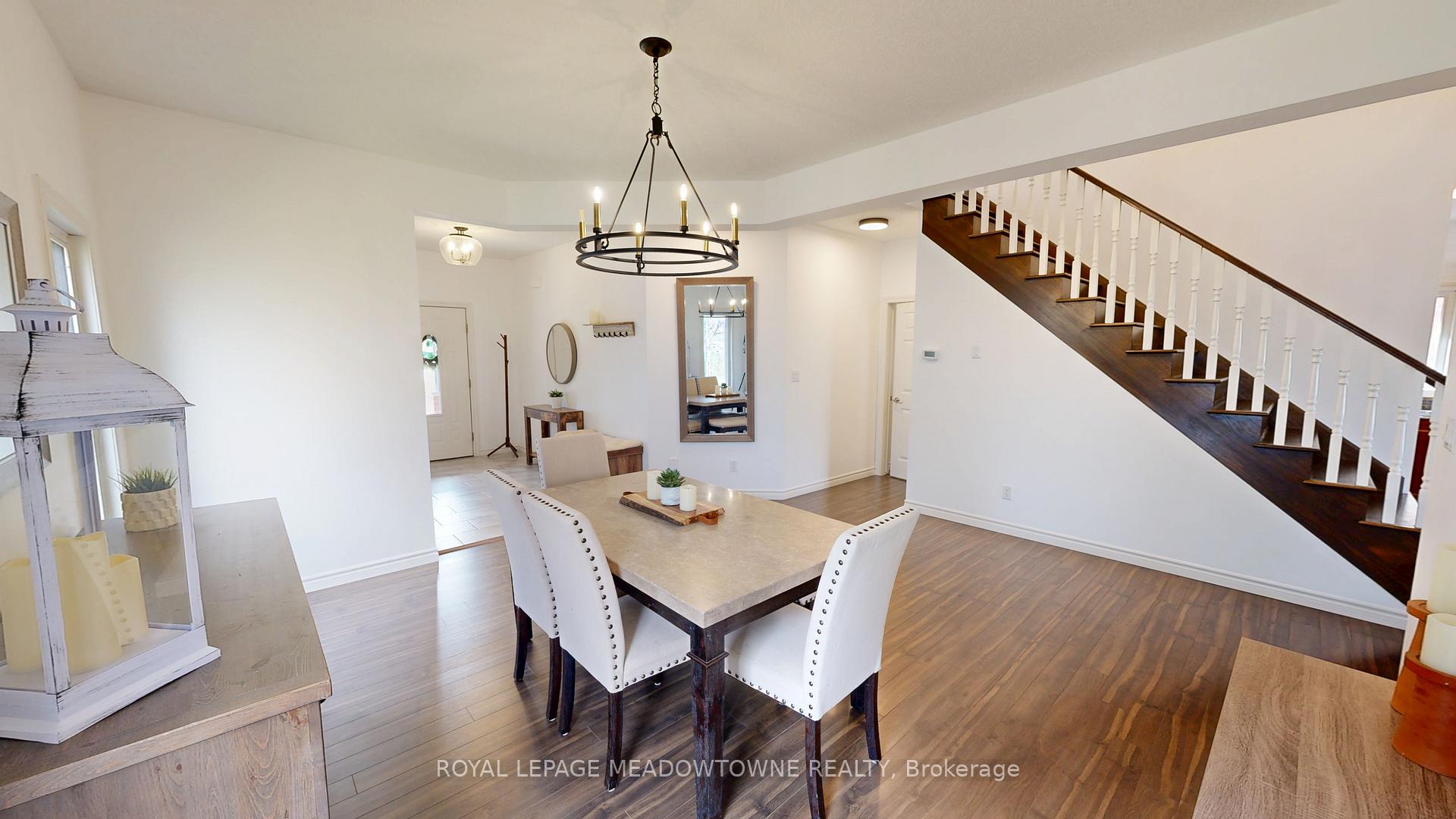 Photo 5 of 30 Jacklin Court, Central Elgin, Rural Central Elgin — HOMEH
