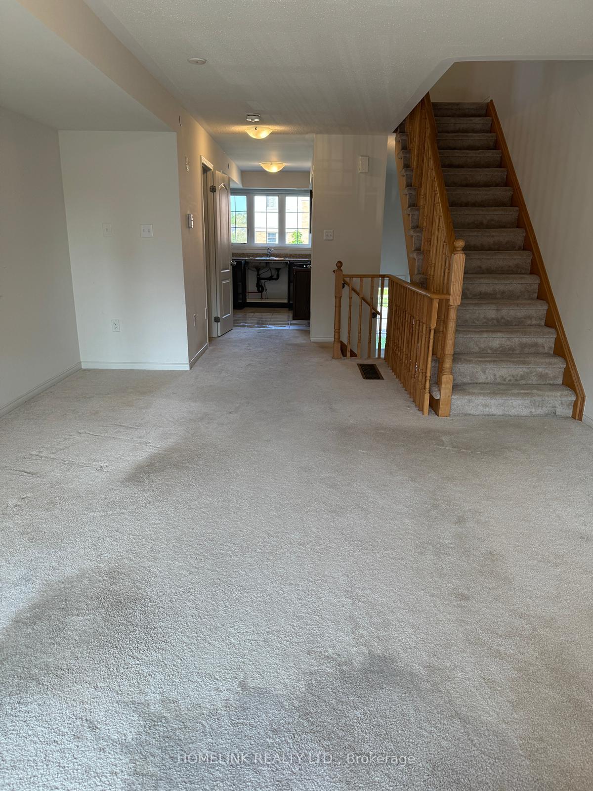 Photo 4 of Unit 347, 2370 Chevron Prince Path W, Oshawa, Windfields — HOMEH