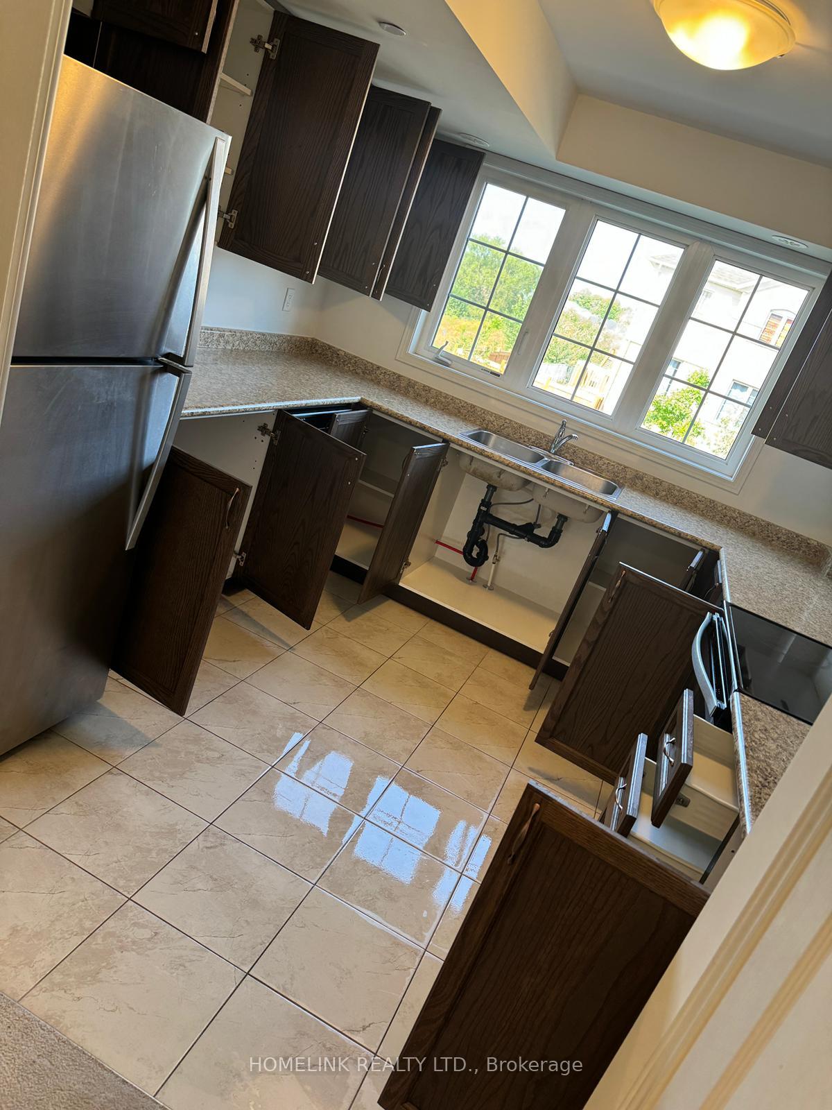 Photo 22 of Unit 347, 2370 Chevron Prince Path W, Oshawa, Windfields — HOMEH