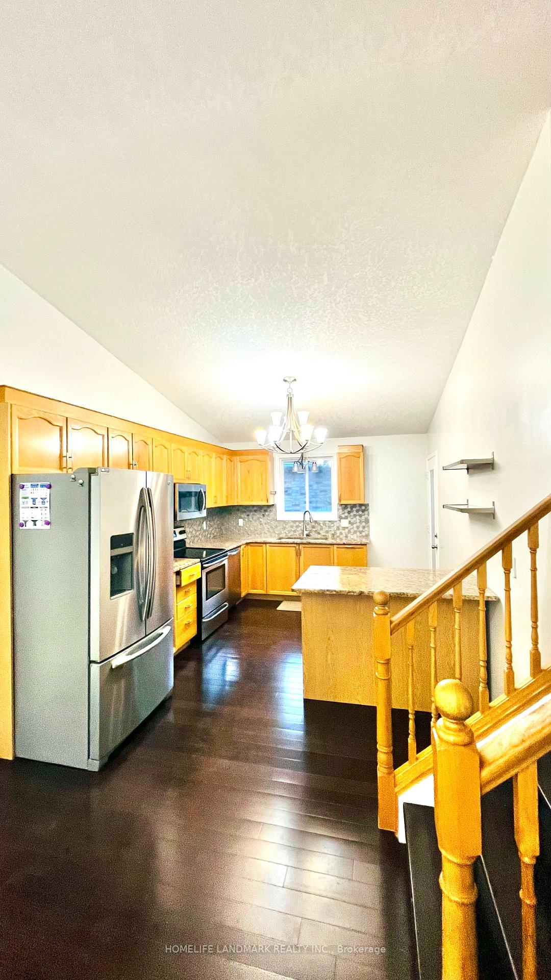 Photo 5 of 172 Springfield Place, Waterloo, Westvale — HOMEH