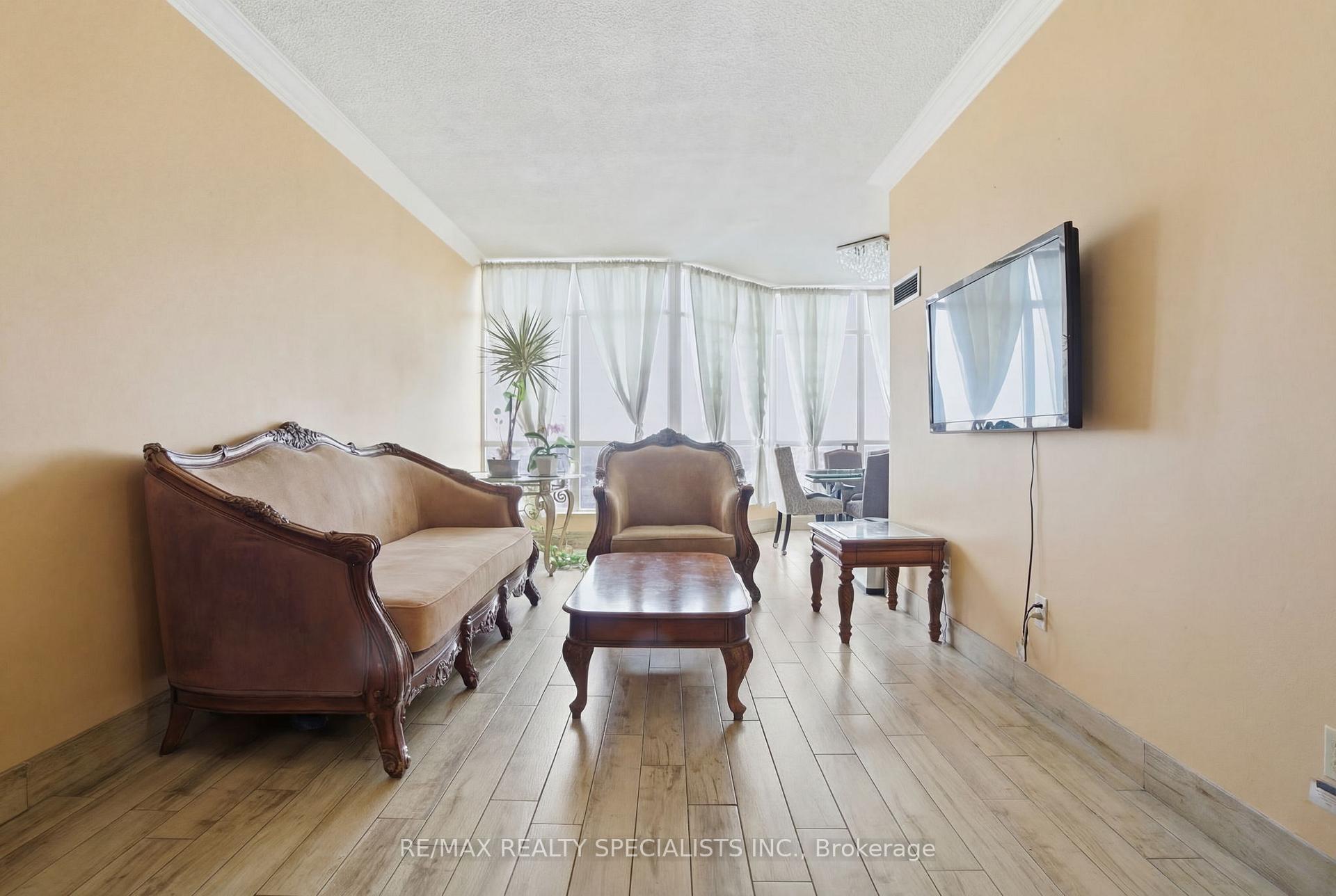 Photo 10 of Unit 1707, 1 Rowntree Road, Etobicoke, Mount Olive-Silverstone-Jamestown — HOMEH