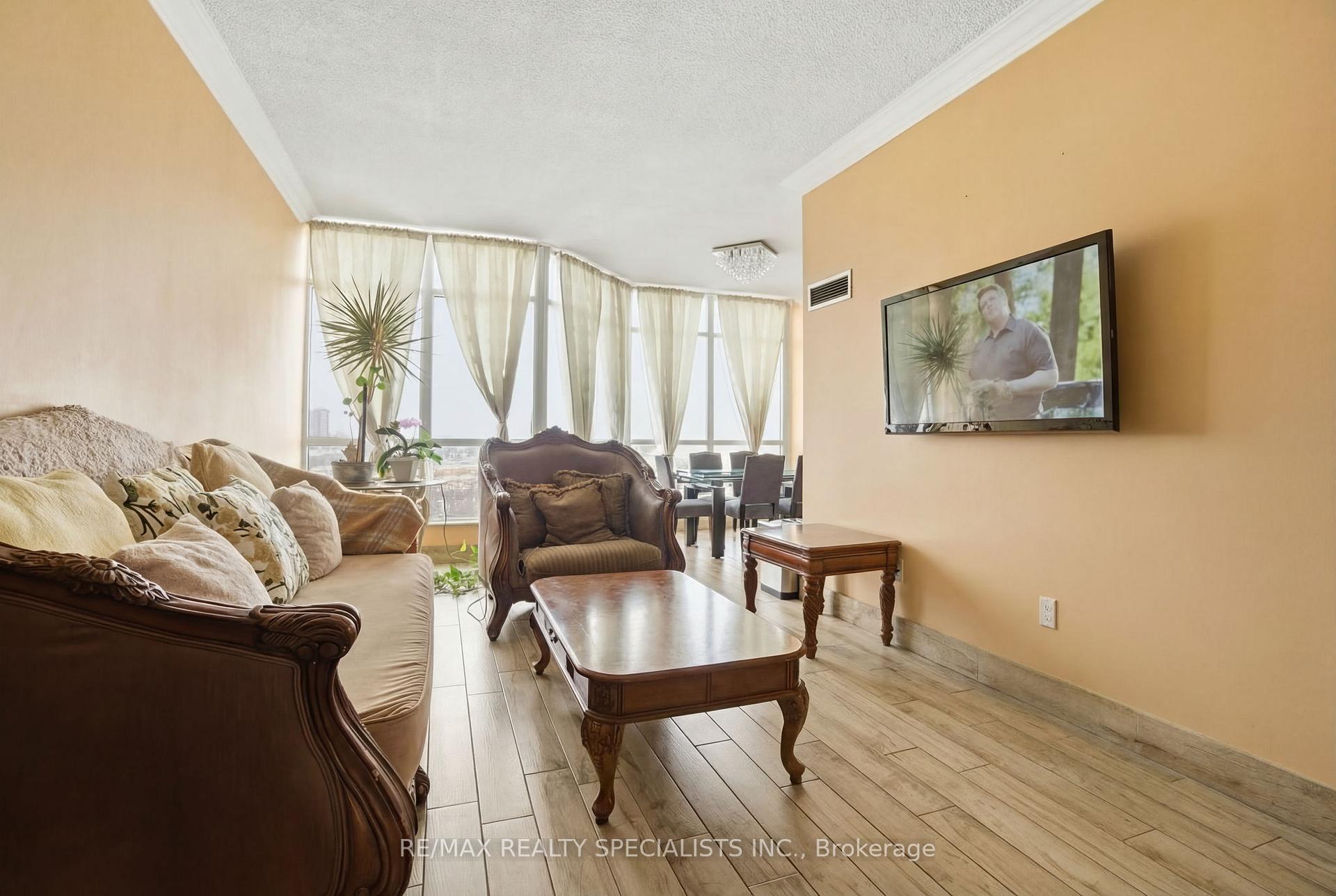 Photo 12 of Unit 1707, 1 Rowntree Road, Etobicoke, Mount Olive-Silverstone-Jamestown — HOMEH