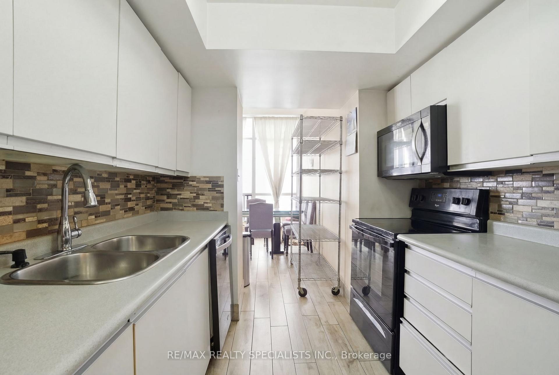 Photo 17 of Unit 1707, 1 Rowntree Road, Etobicoke, Mount Olive-Silverstone-Jamestown — HOMEH