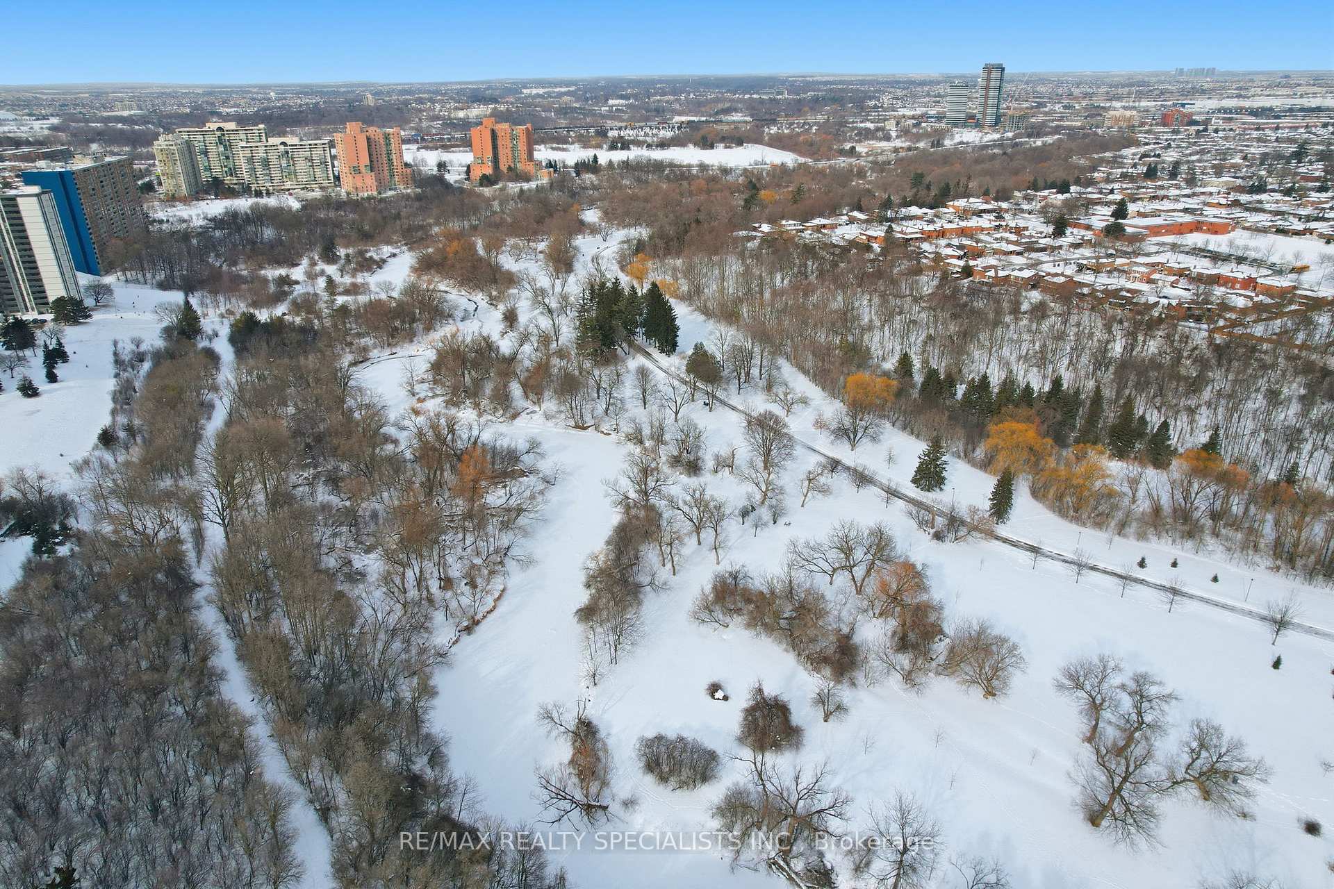 Photo 38 of Unit 1707, 1 Rowntree Road, Etobicoke, Mount Olive-Silverstone-Jamestown — HOMEH