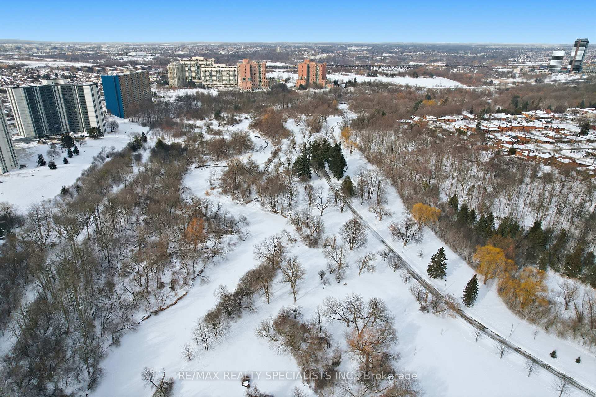 Photo 40 of Unit 1707, 1 Rowntree Road, Etobicoke, Mount Olive-Silverstone-Jamestown — HOMEH