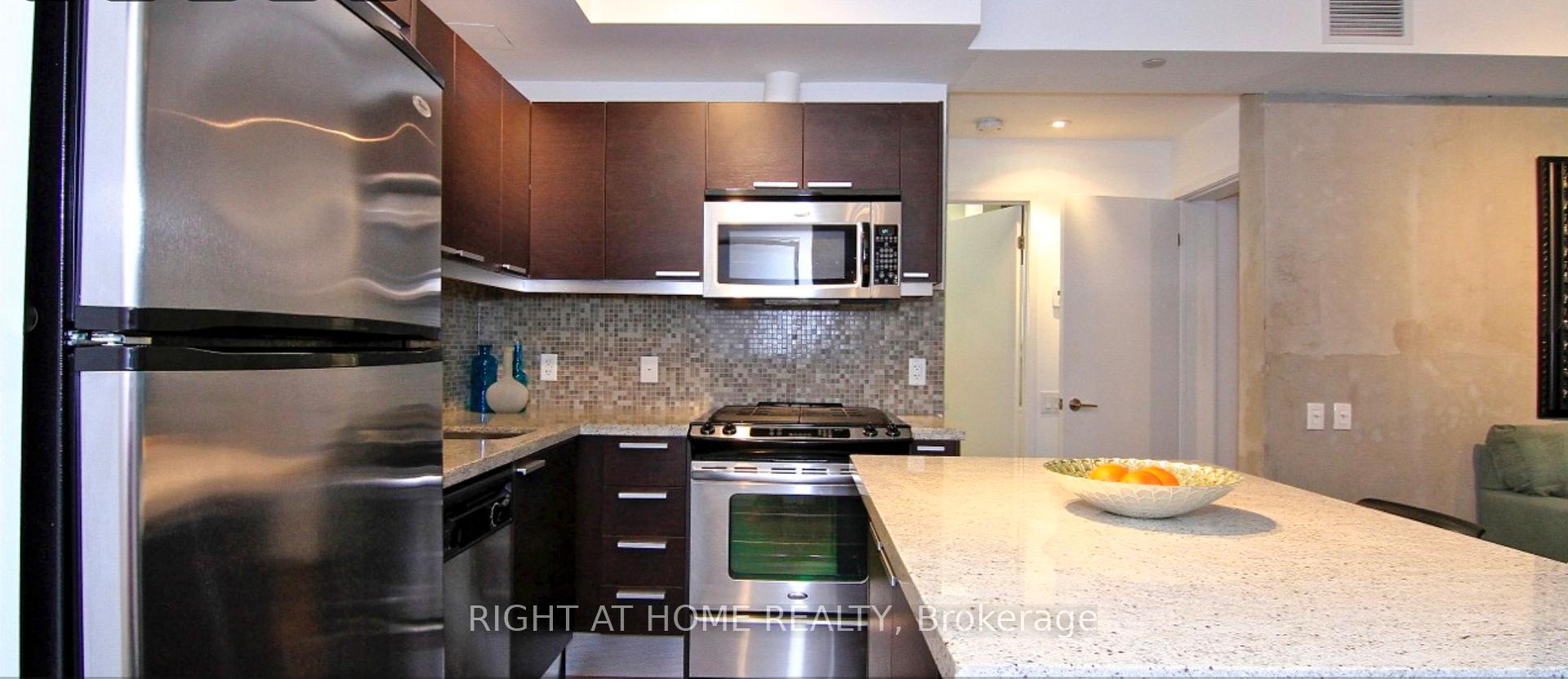 Photo 6 of Unit 412, 25 Oxley Street, Toronto, Waterfront Communities — HOMEH