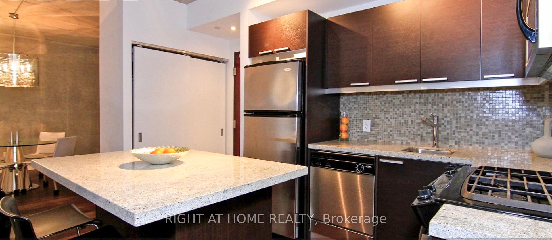 Photo 7 of Unit 412, 25 Oxley Street, Toronto, Waterfront Communities — HOMEH