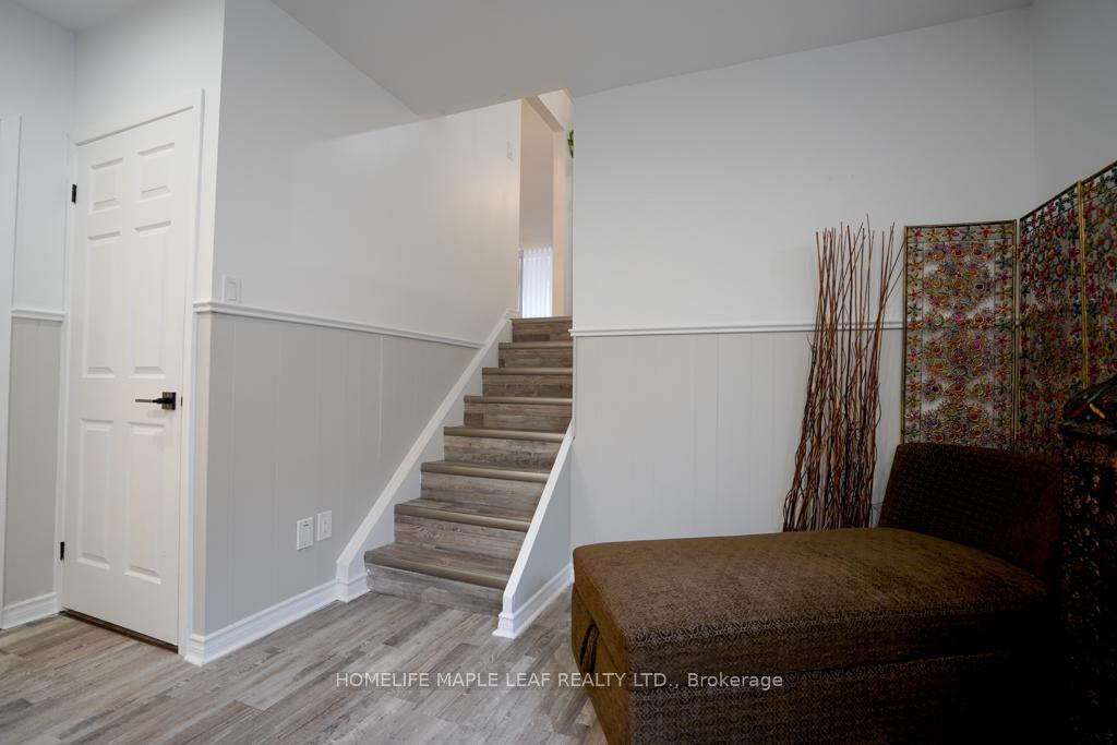 Photo 24 of 147 Muriel Crescent, London, South X — HOMEH