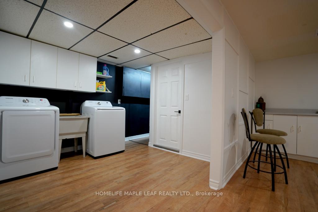 Photo 33 of 147 Muriel Crescent, London, South X — HOMEH